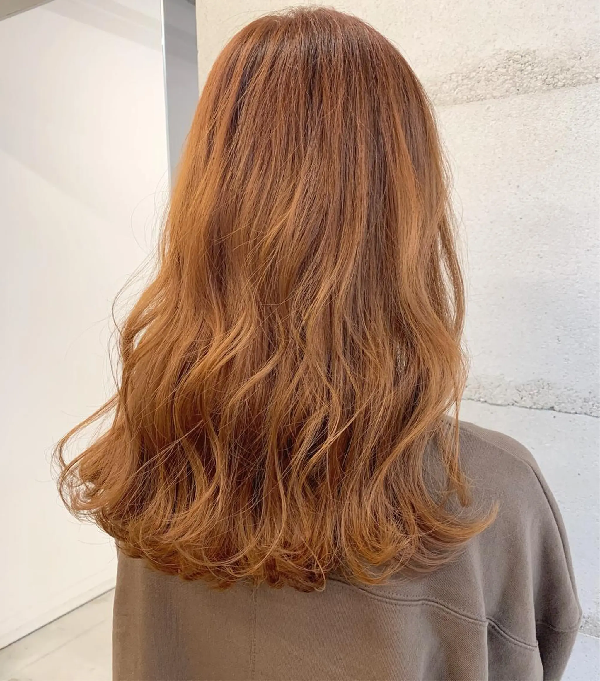 セミロング カラー 透明感/オリーブ/ グレージュ/YUKAのヘアスタイル