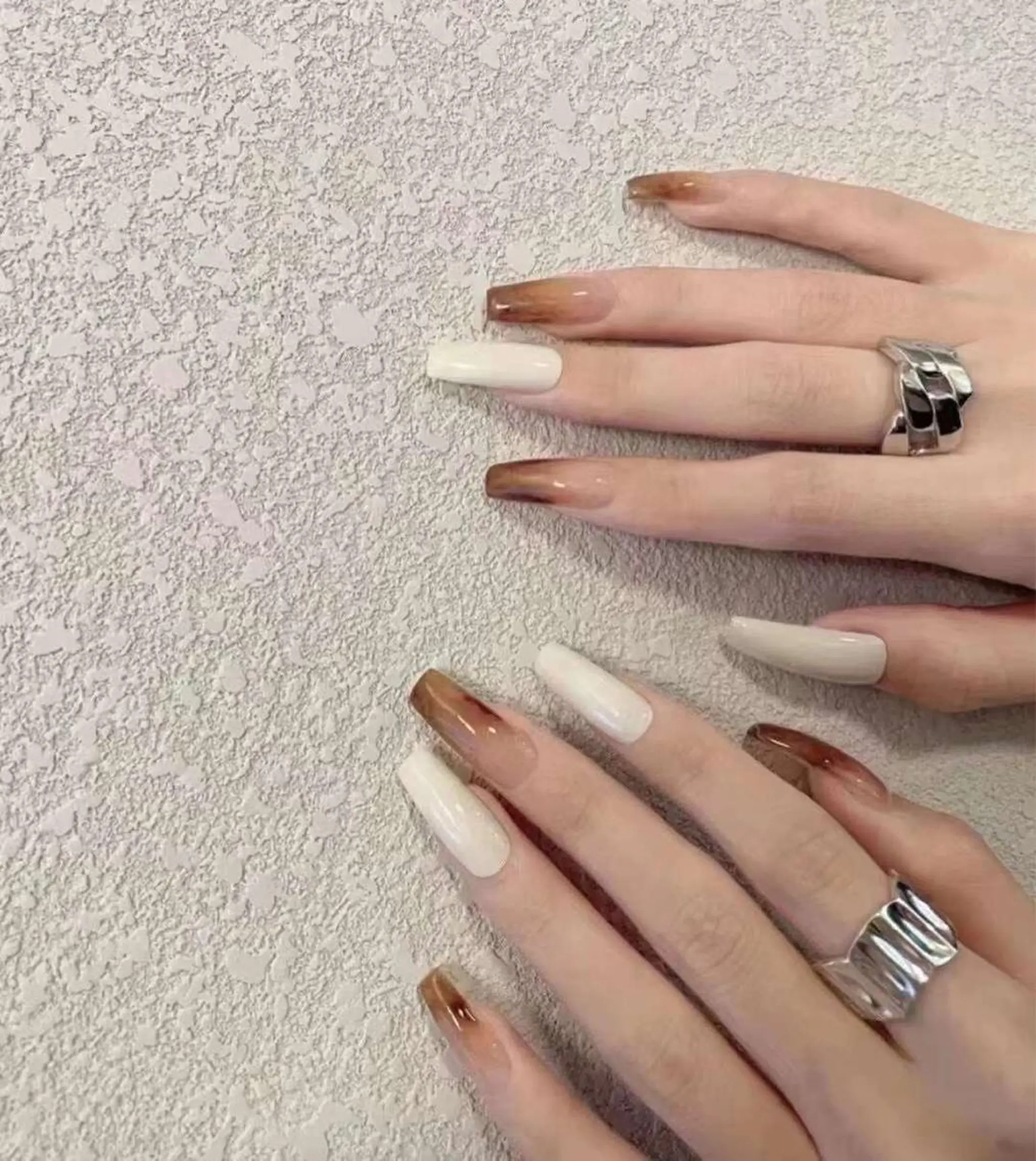 ネイル ハンドネイル リ サのネイルデザイン