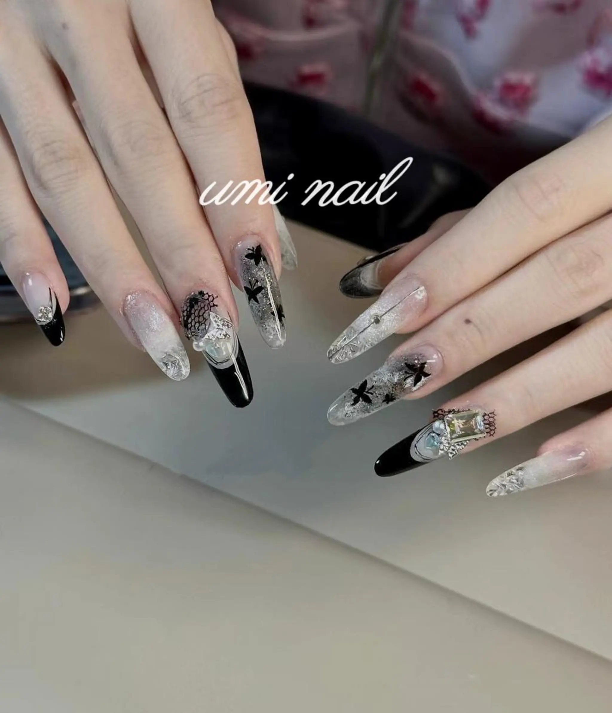 ネイル アートネイル ジェルネイル グラデーション キラキラネイル 韓国ネイル ハンドネイル ハンドケア LUXE NAIL SALONのネイルデザイン