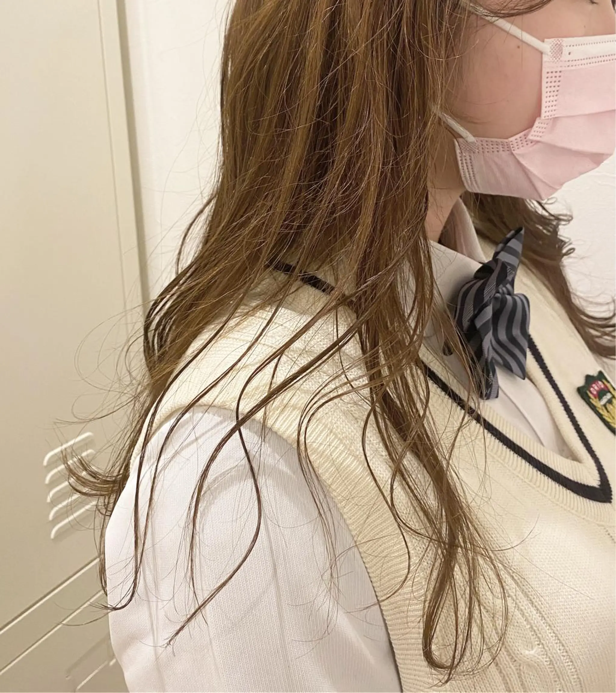 ロング カラー バレイヤージュ イヤリングカラー グラデーションカラー ハイライトカラー インナーカラー ブリーチなしWカラー /酸性ストレート河本のヘアスタイル