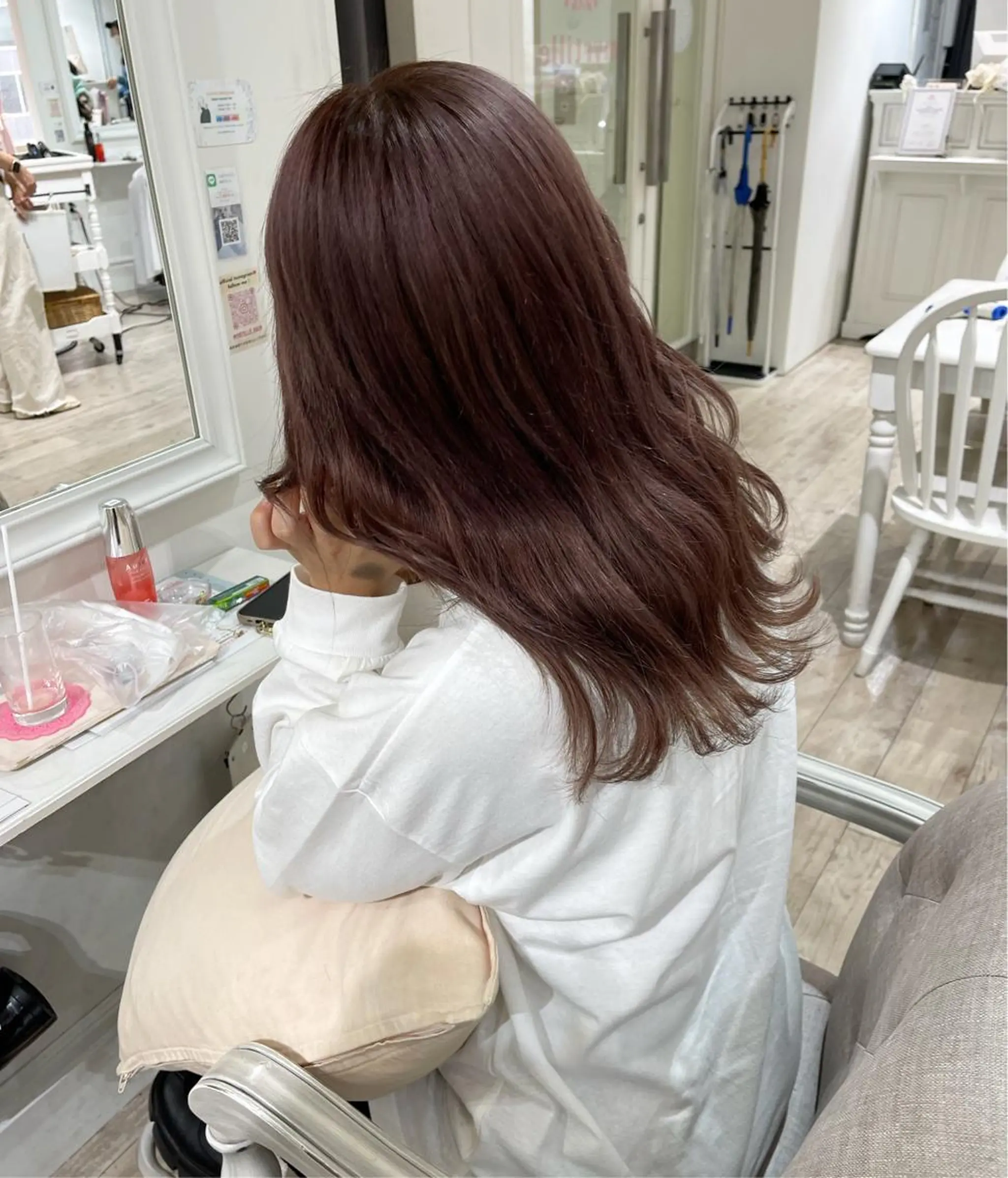 ロング カラー ベージュカラー ラベンダーカラー ラベンダーピンク ピンクカラー ピンクベージュ 盛れる顔まわり✨🎀 モテカラー別所好葉のヘアスタイル