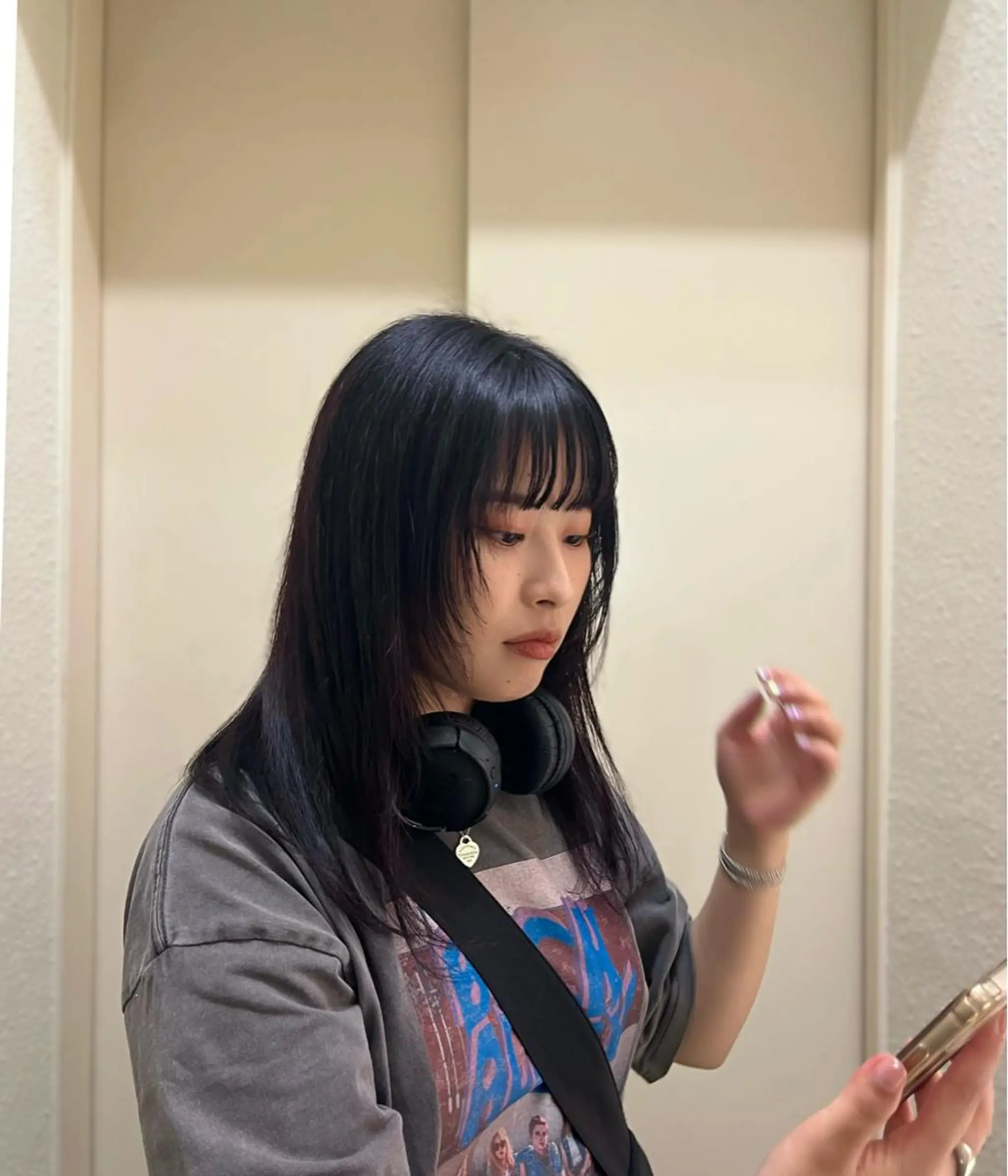 セミロング カラー ヘアアレンジ 顔周りカット レイヤーカット 【カラー支持率No. 1】リノ🪐のヘアスタイル