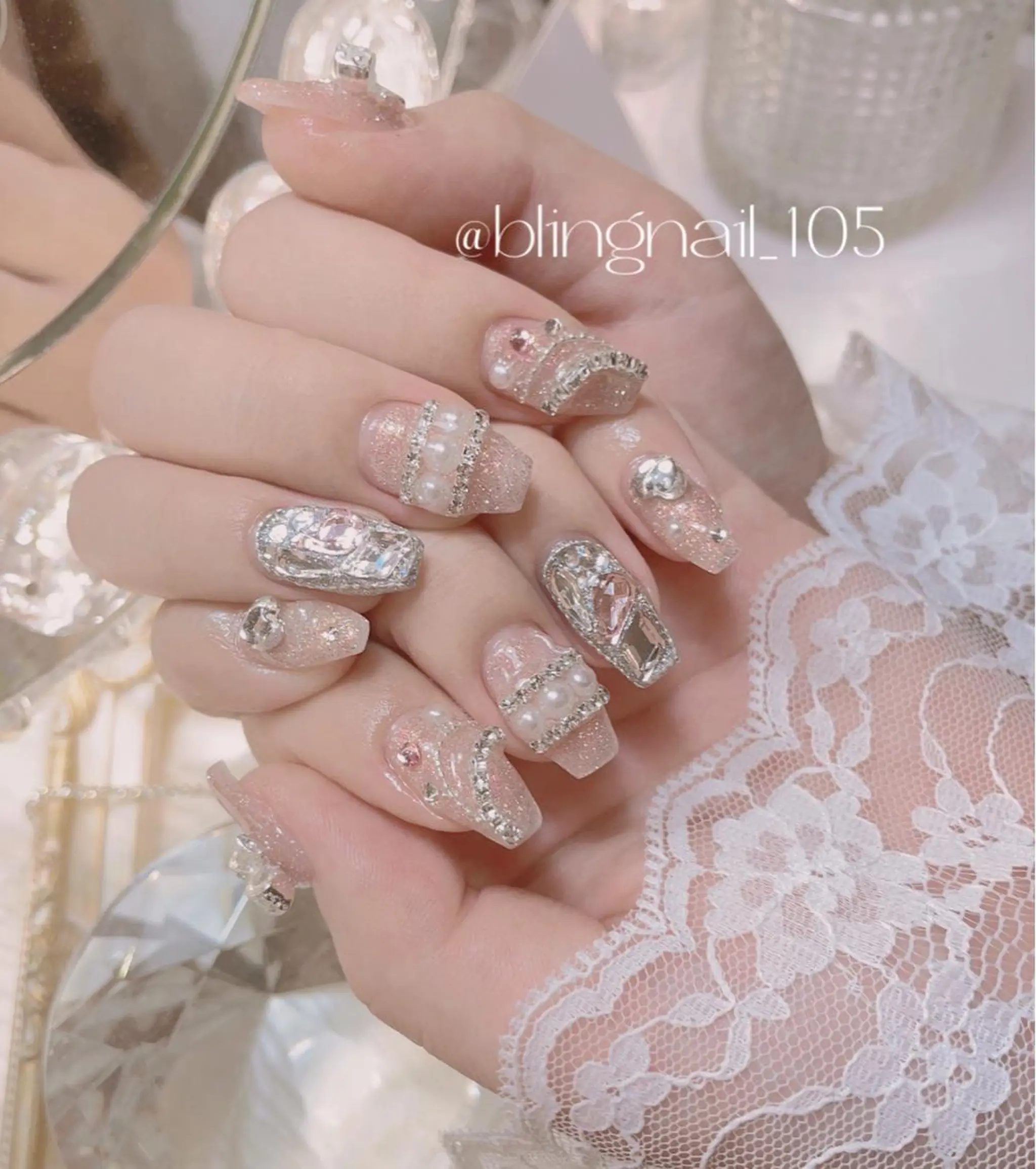 ネイル 23時まで❤︎韓国、 ワンホンネイルのネイルデザイン