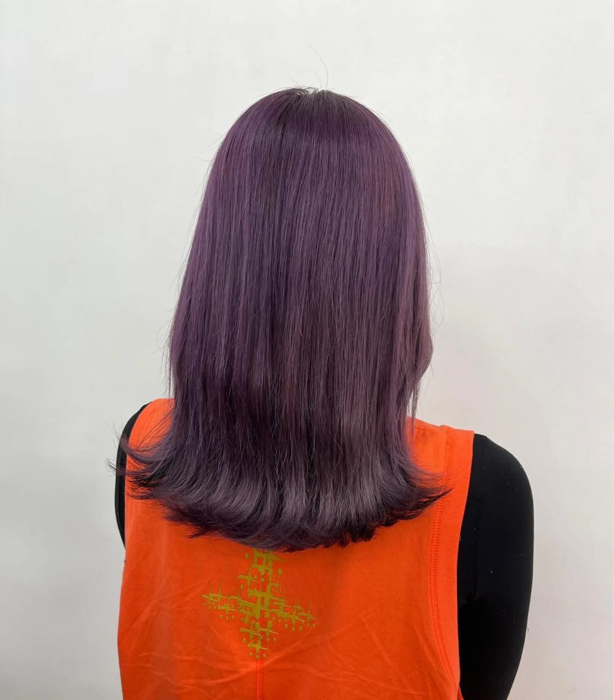 ロング カラー ブリーチ 多河 遥のヘアスタイル