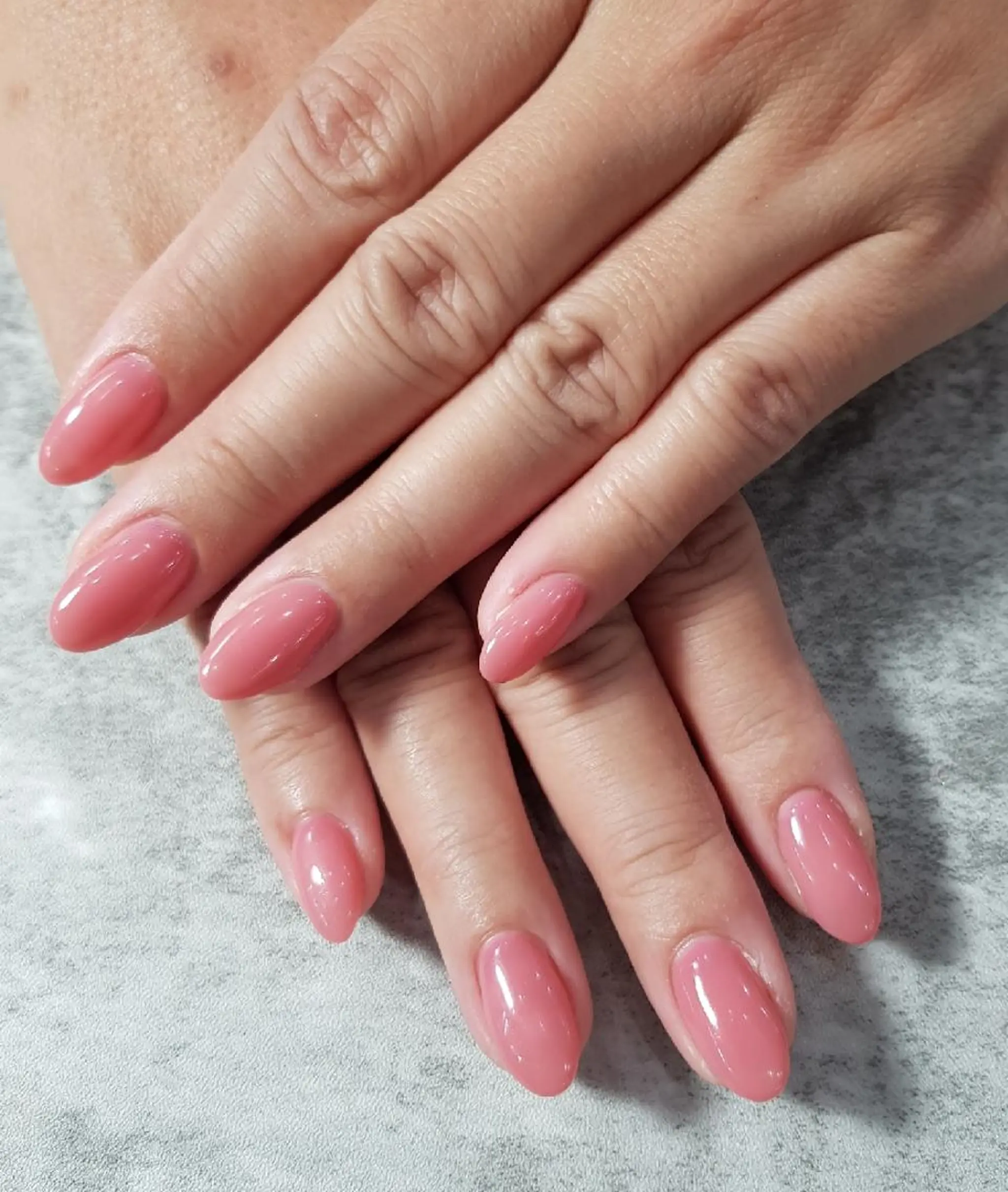 ネイル ワンカラーネイル ピンク シンプルネイル ハンドネイル Fa.Stella ファステラ のネイルデザイン