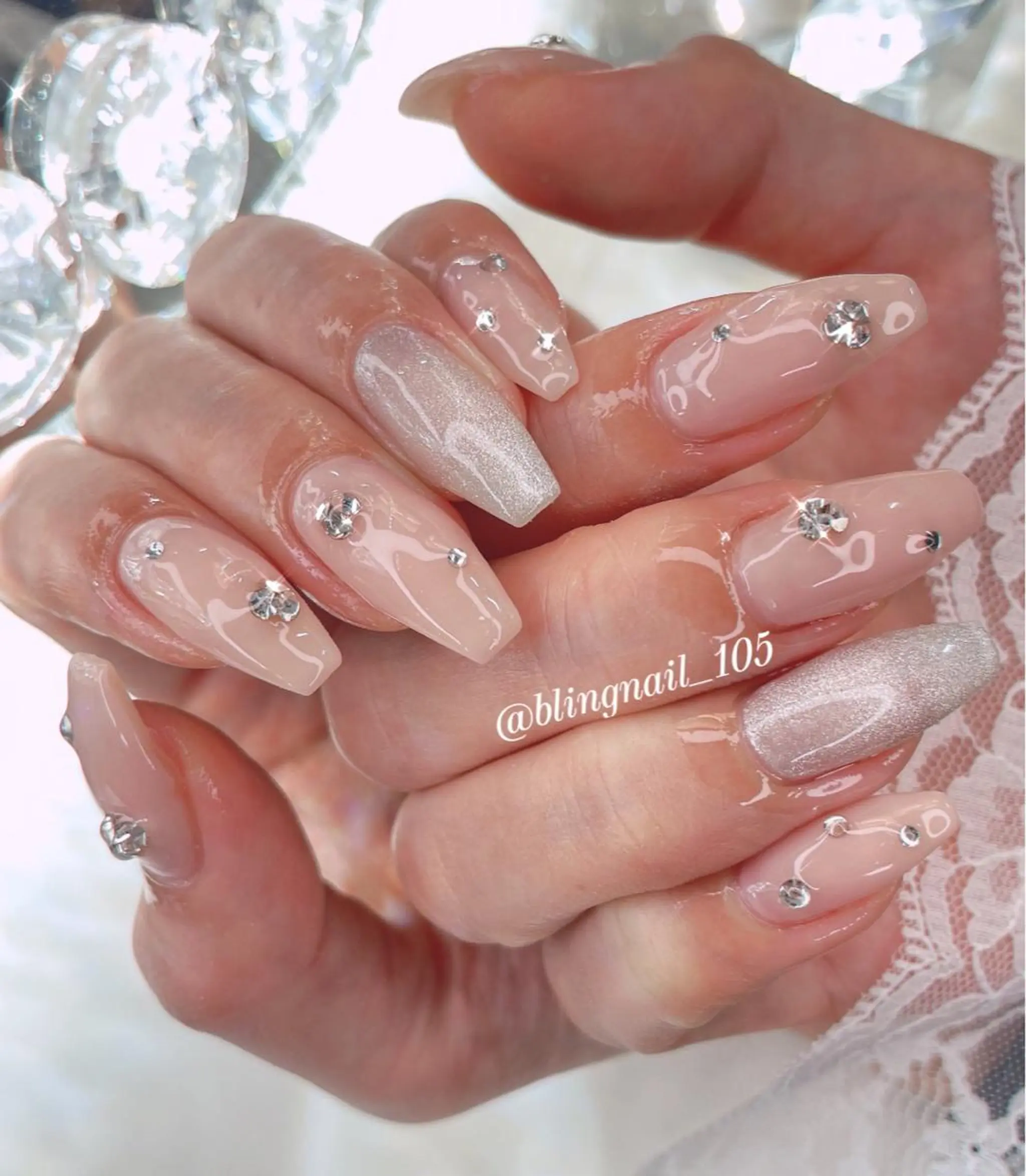 ネイル 23時まで❤︎韓国、 ワンホンネイルのネイルデザイン