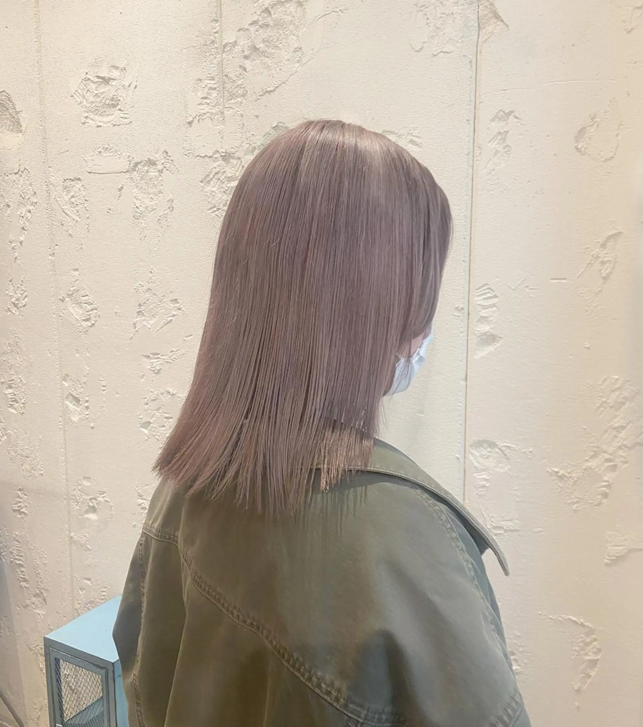 ミディアム カラー ヘアカラー トリートメント ハイトーン🦢 Natsumiのヘアスタイル