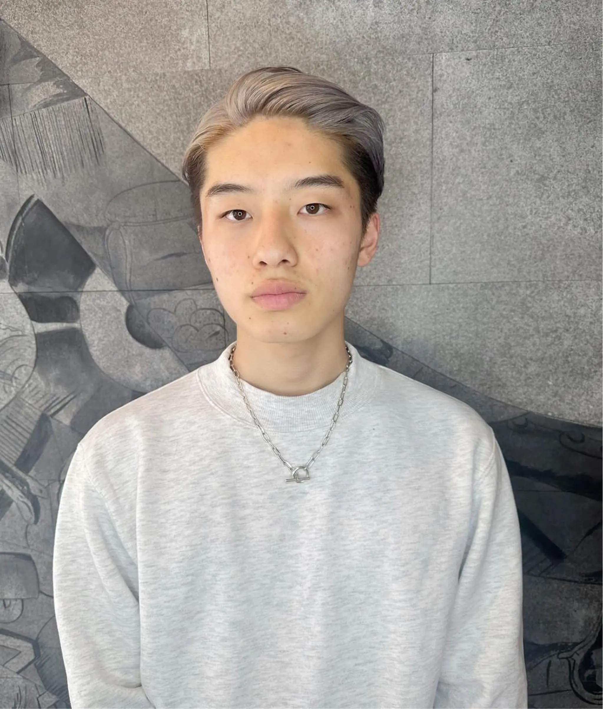 カラー メンズ ダブルカラー シルバー AIRI 🐈‍⬛のヘアスタイル