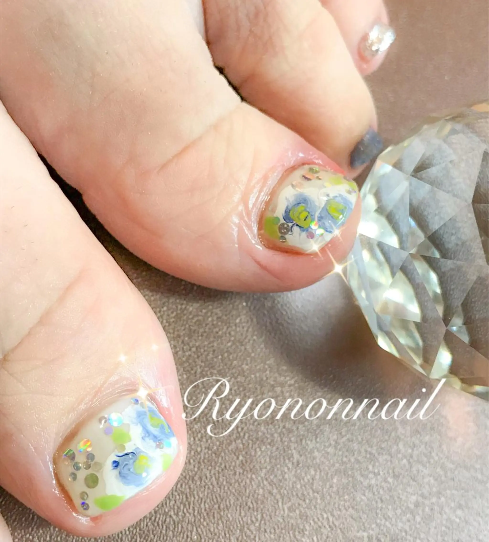 ネイル Ryononnail(リョノンネイル)所属・Ryononnail 上谷典子のネイルデザイン