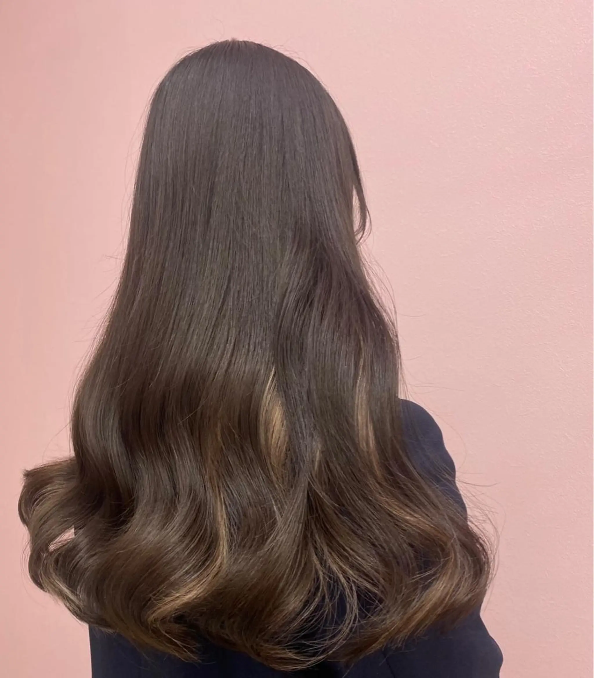 ロング PREss Yuiのヘアスタイル