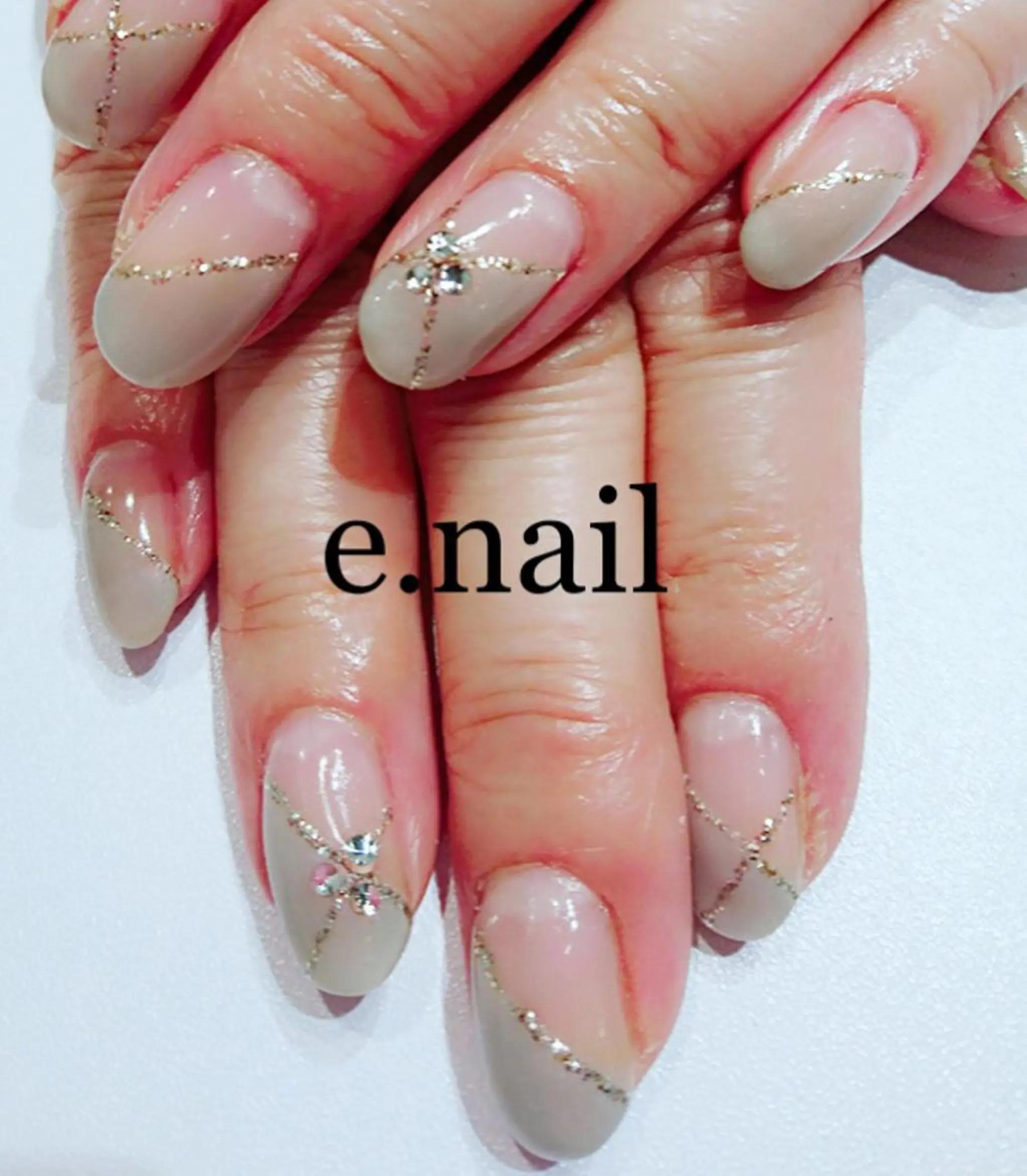 e.nail所属・和賀井 恵理のネイルデザイン