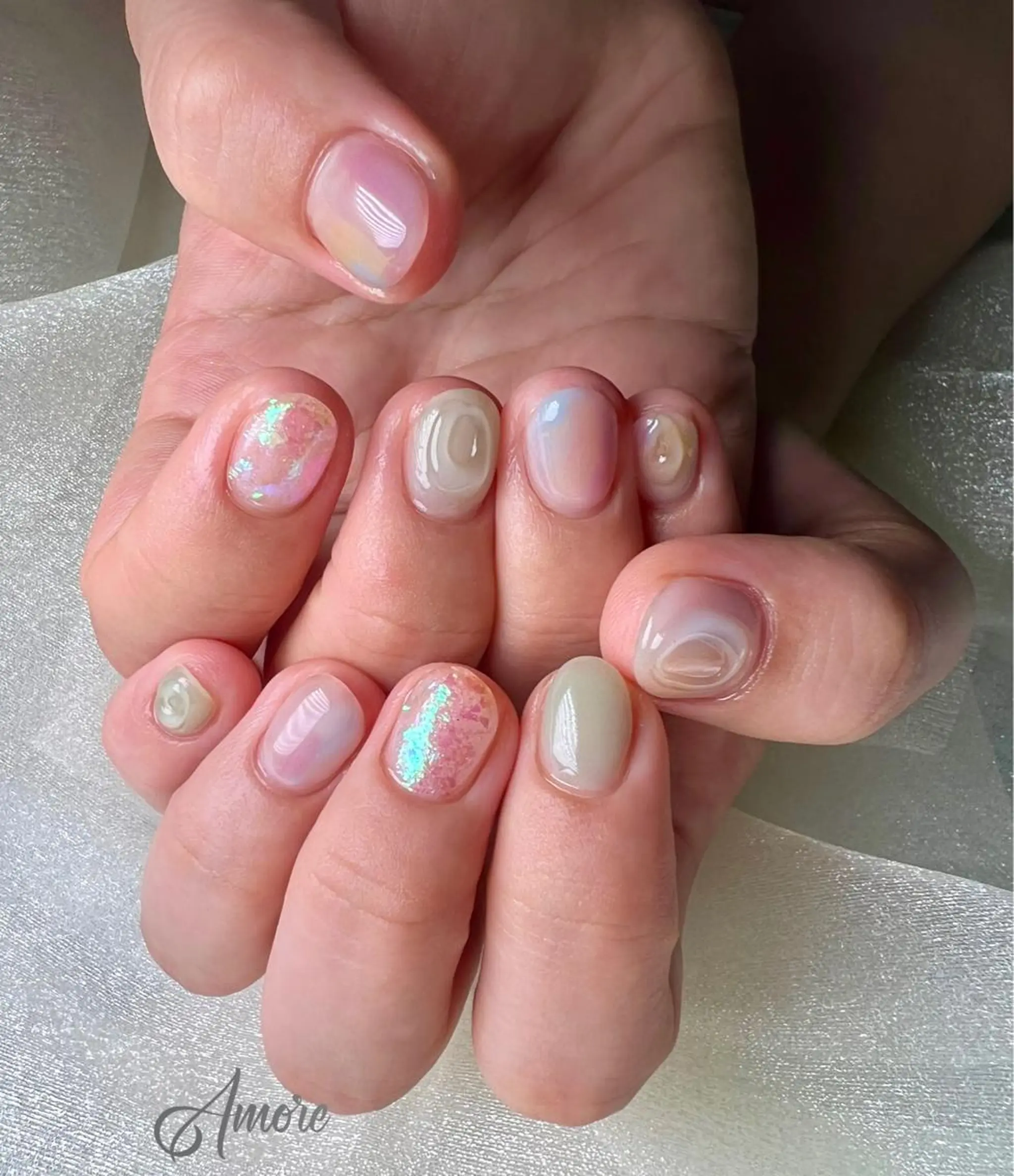 ネイル ジェルネイル 氷ネイル・うるうるネイル マグネットネイル ミラーネイル ニュアンスネイル You kyehwaのネイルデザイン