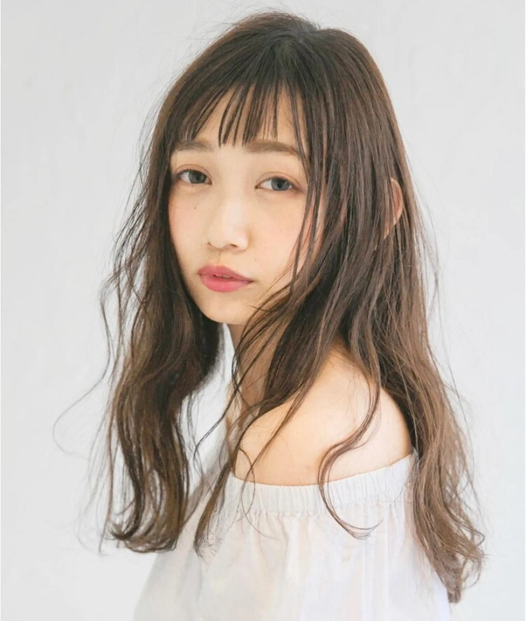 セミロング EARTH 福岡天神赤坂店のヘアスタイル