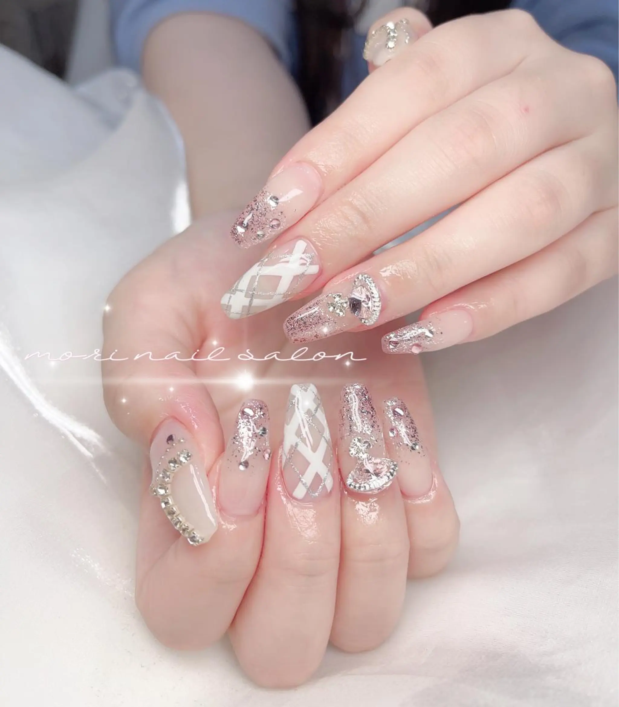 ネイル ハンドネイル 森 ネイルサロンのネイルデザイン