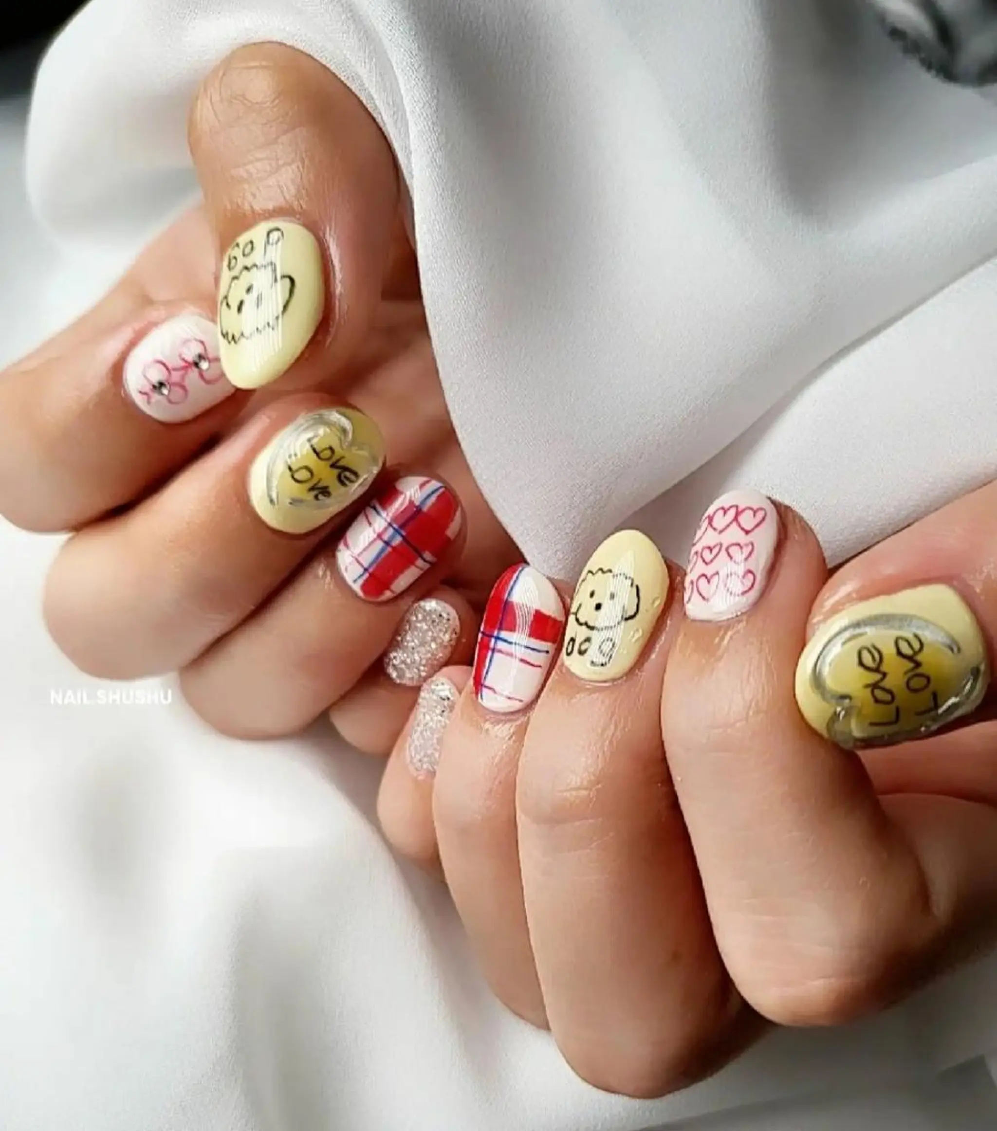 ネイル 持ち込み ニュアンスネイル ワンカラーネイル シンプルネイル 春ネイル 3dパーツ/流行り 👧shushu❤️のネイルデザイン