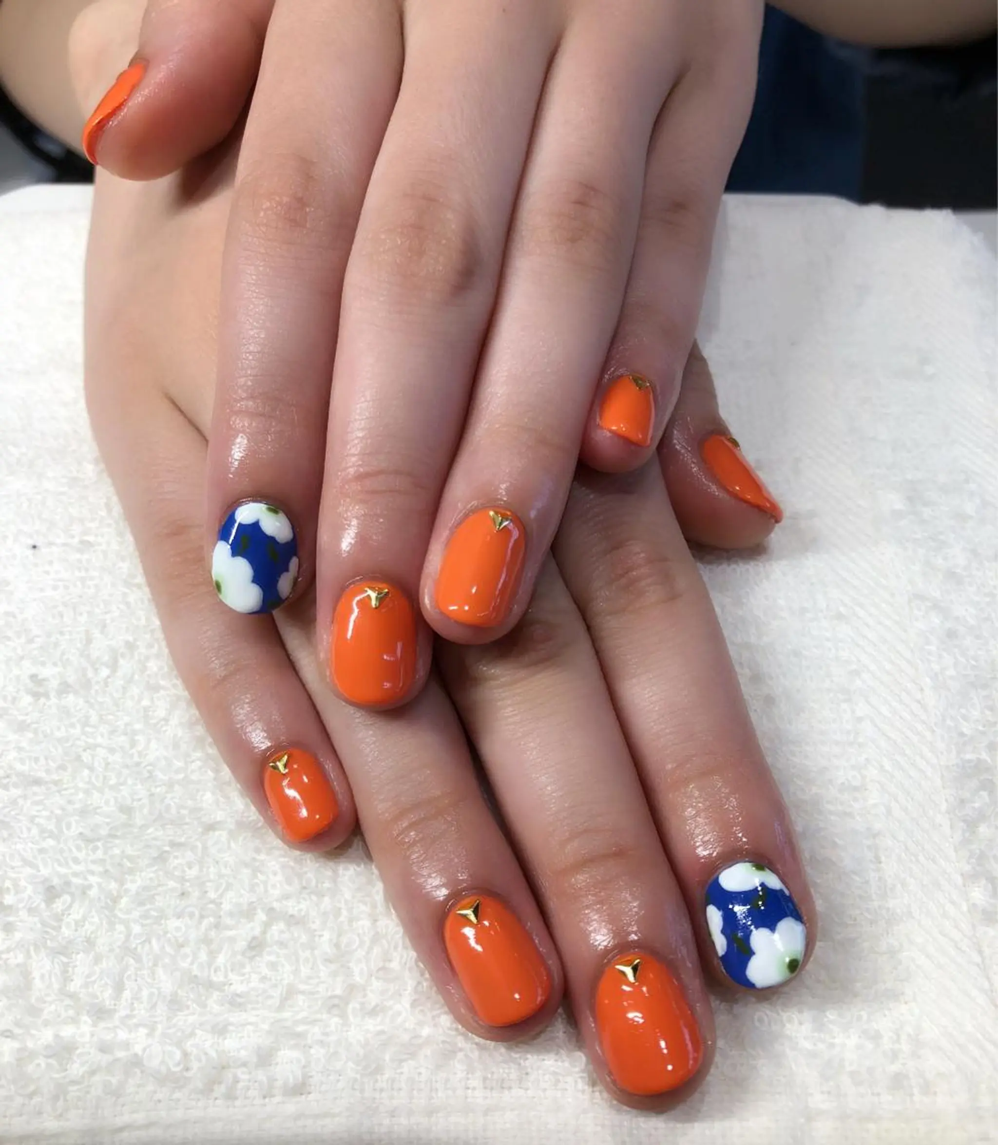 ネイル 遊津 美来のネイルデザイン