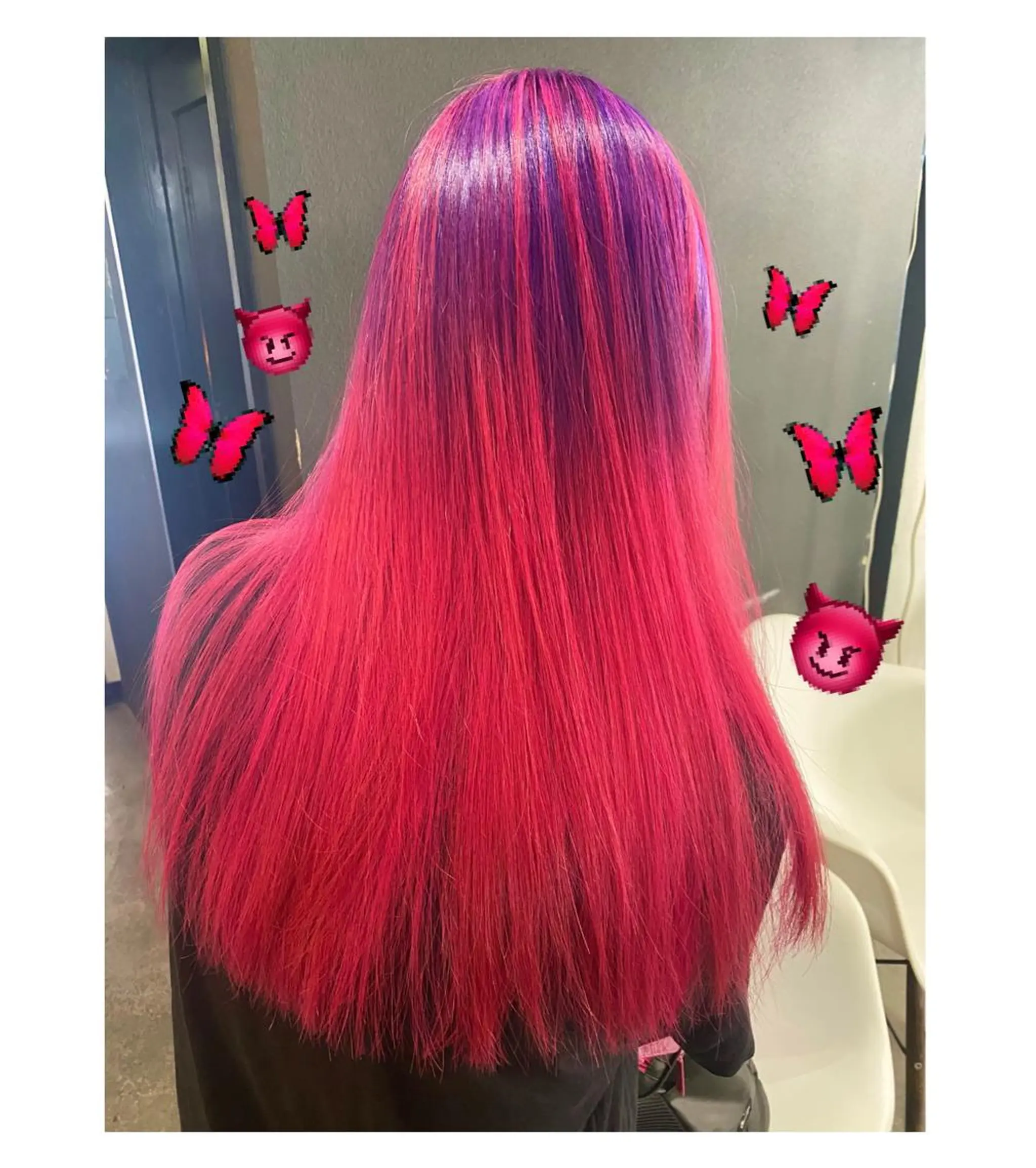 ロング カラー デザインカラー ピンクカラー パープルカラー レッドカラー GARU-ガル-所属・TSUNO🦖 派手髪/オタク美容師のヘアスタイル