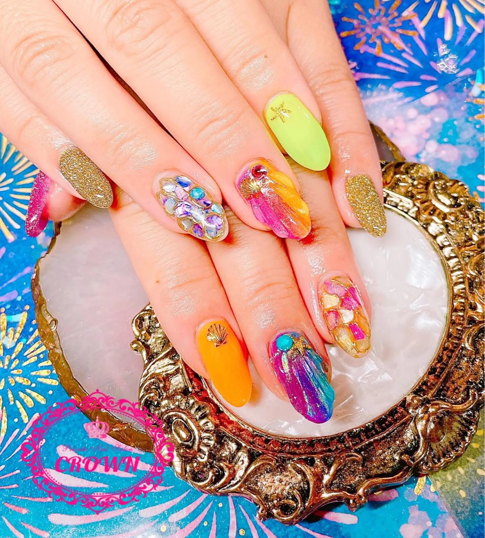 ネイル CROWN プライベートサロンのネイルデザイン