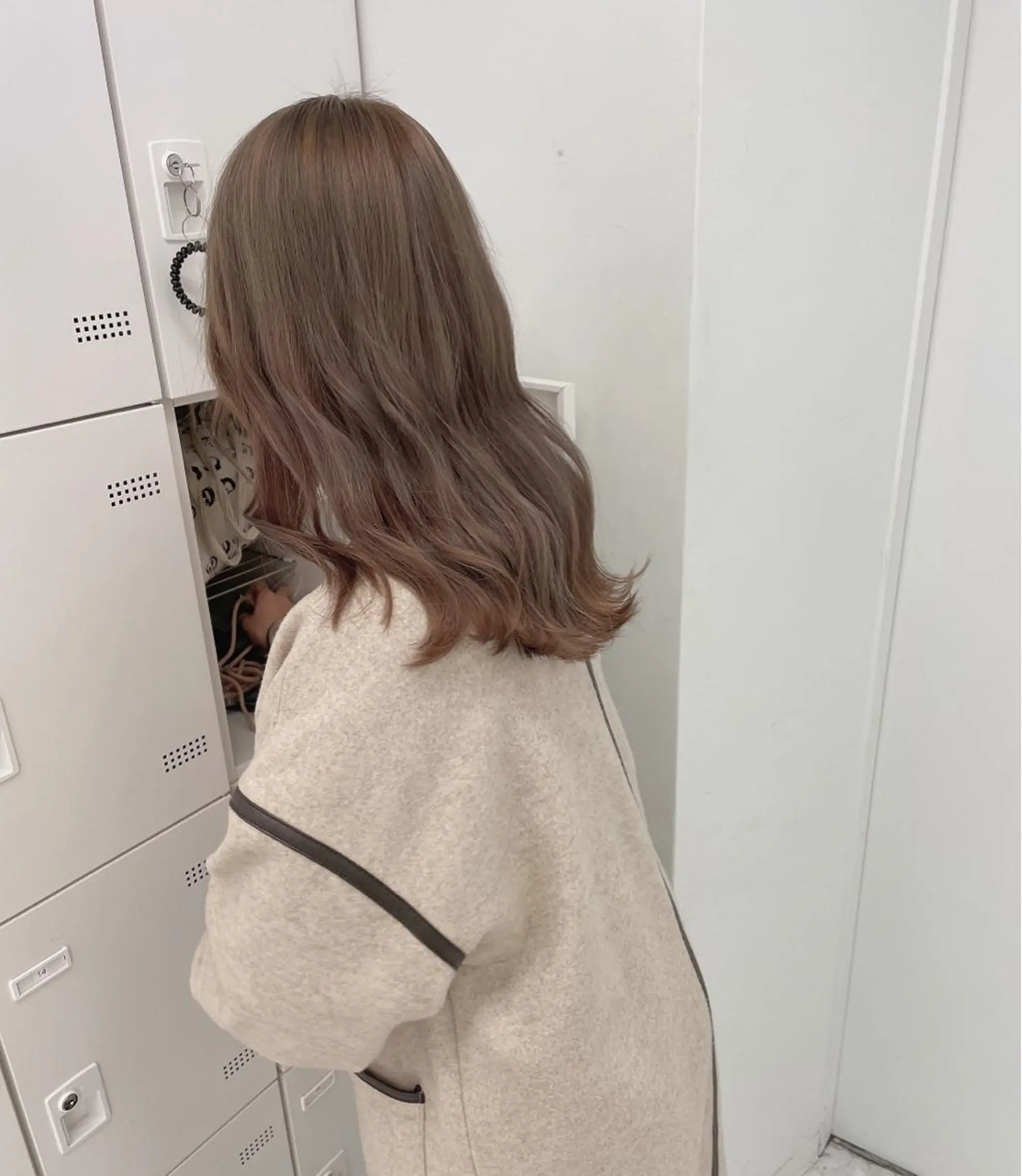 セミロング カラー ヘアカラー 💗🤍透明感カラー 🤍💗kanonのヘアスタイル