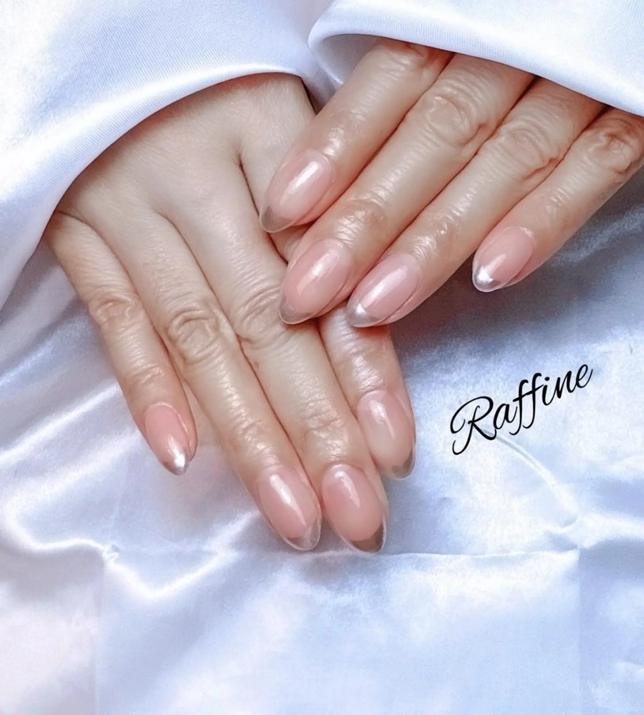 ネイル ハンドネイル RAFFINE haru🦋🩵のネイルデザイン