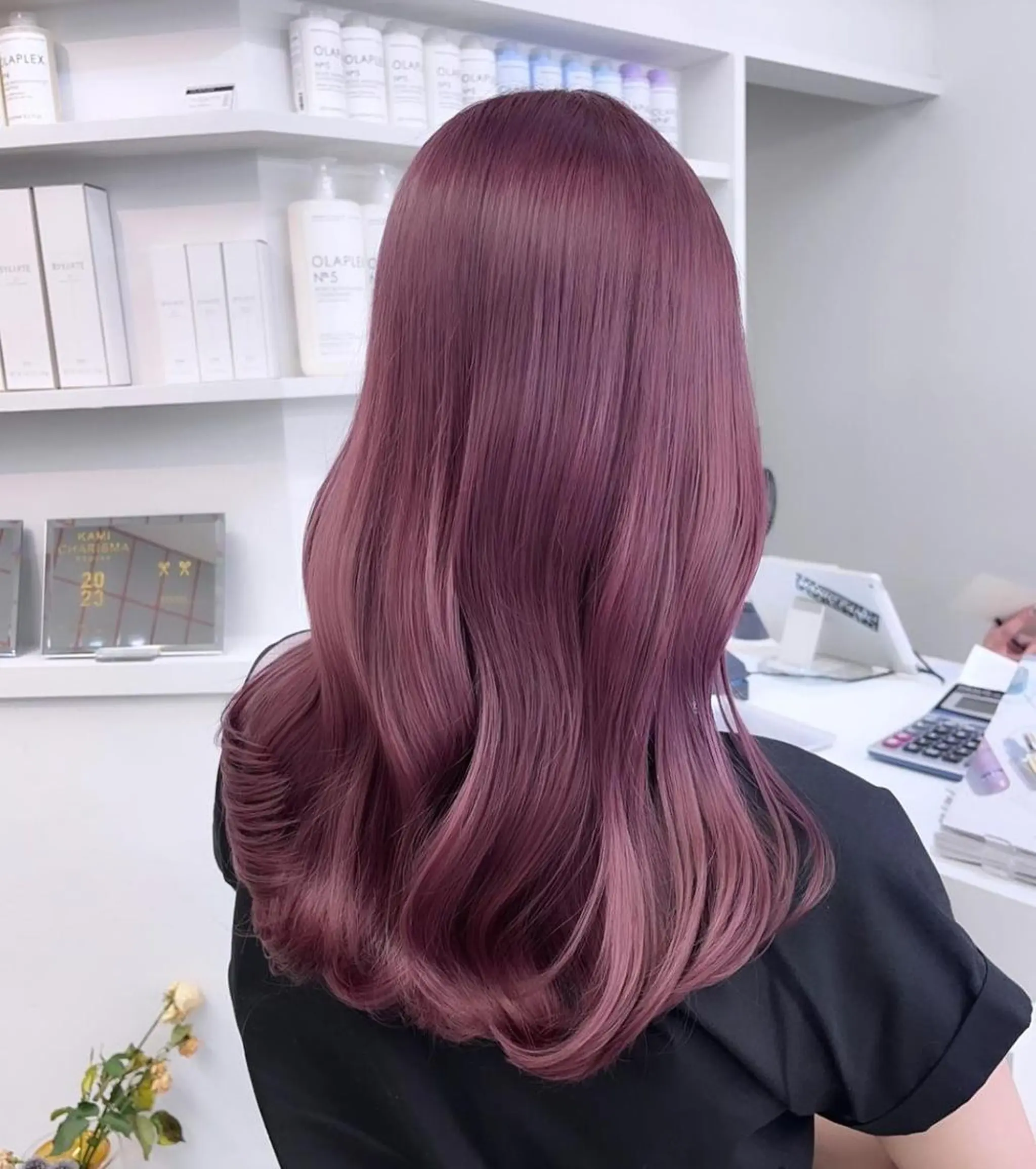 セミロング カラー 韓国特化 BIZEのヘアスタイル