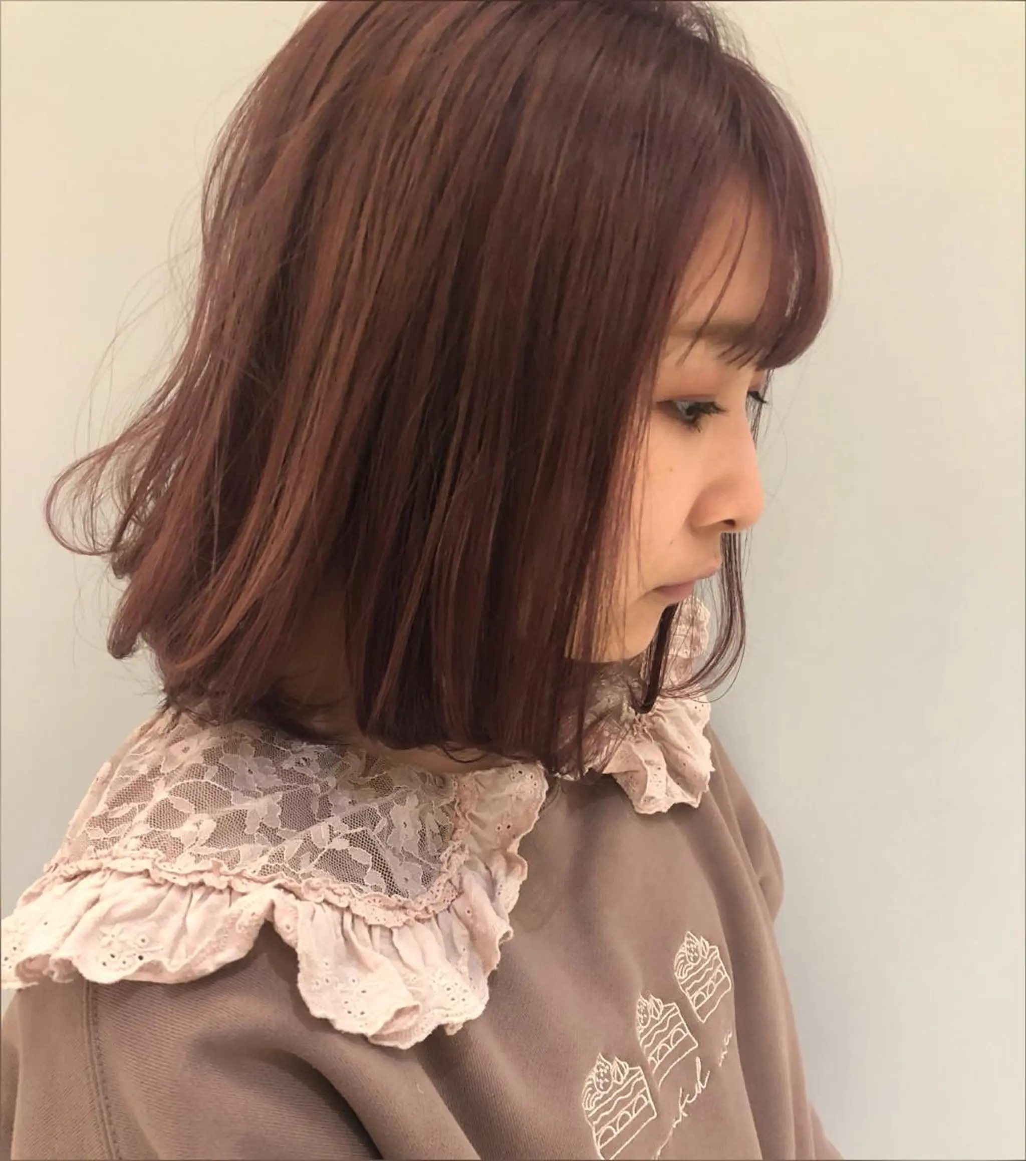 ショート カラー ブリーチ ハイトーンカラー ピンクカラー ケアブリーチ/ エクステ/レイヤーのヘアスタイル