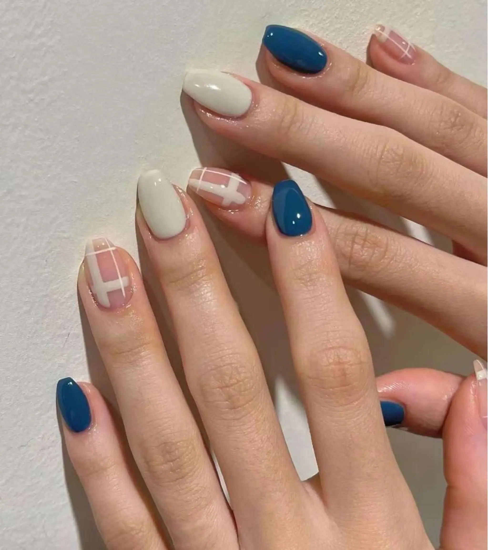 ミディアム Nail NaNaのネイルデザイン
