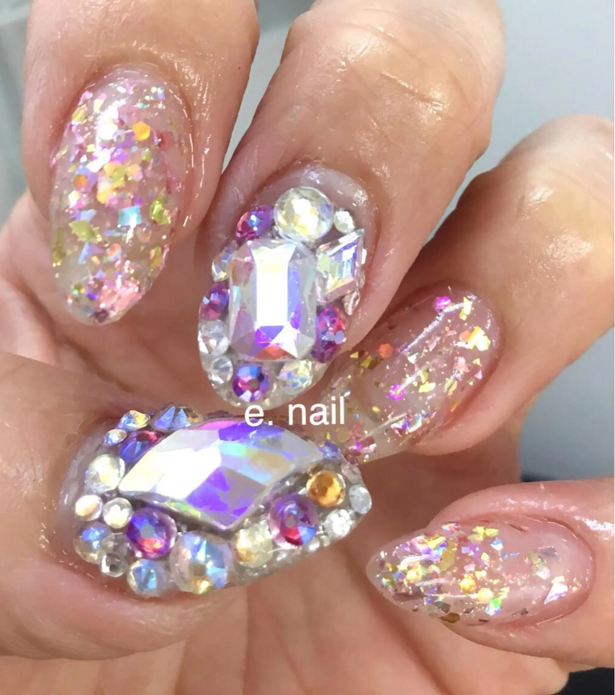 ネイル e.nail所属・和賀井 恵理のネイルデザイン