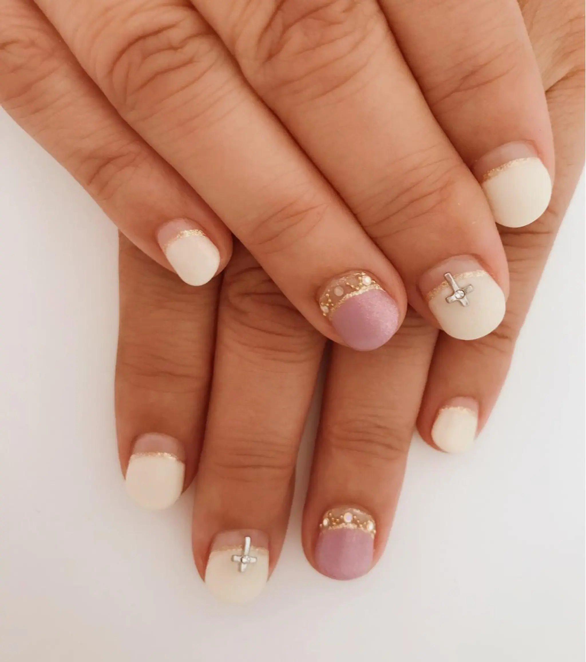 ネイル フレンチネイル a yakaのネイルデザイン