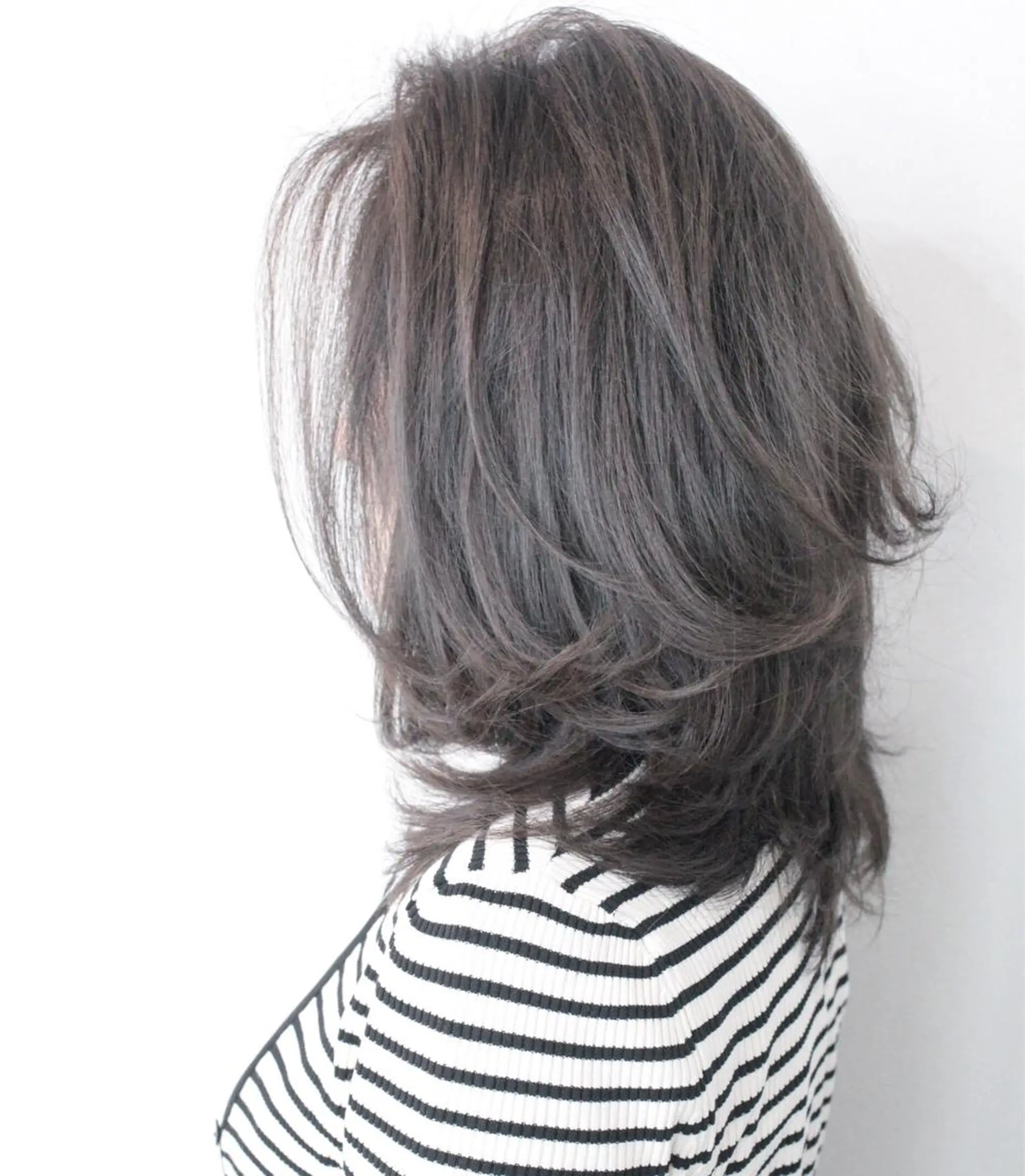 ミディアム カラー ヘアアレンジ ハイライトカラー 3Dハイライト ハイライト Mariana/ 鶴原-ハイライトのヘアスタイル