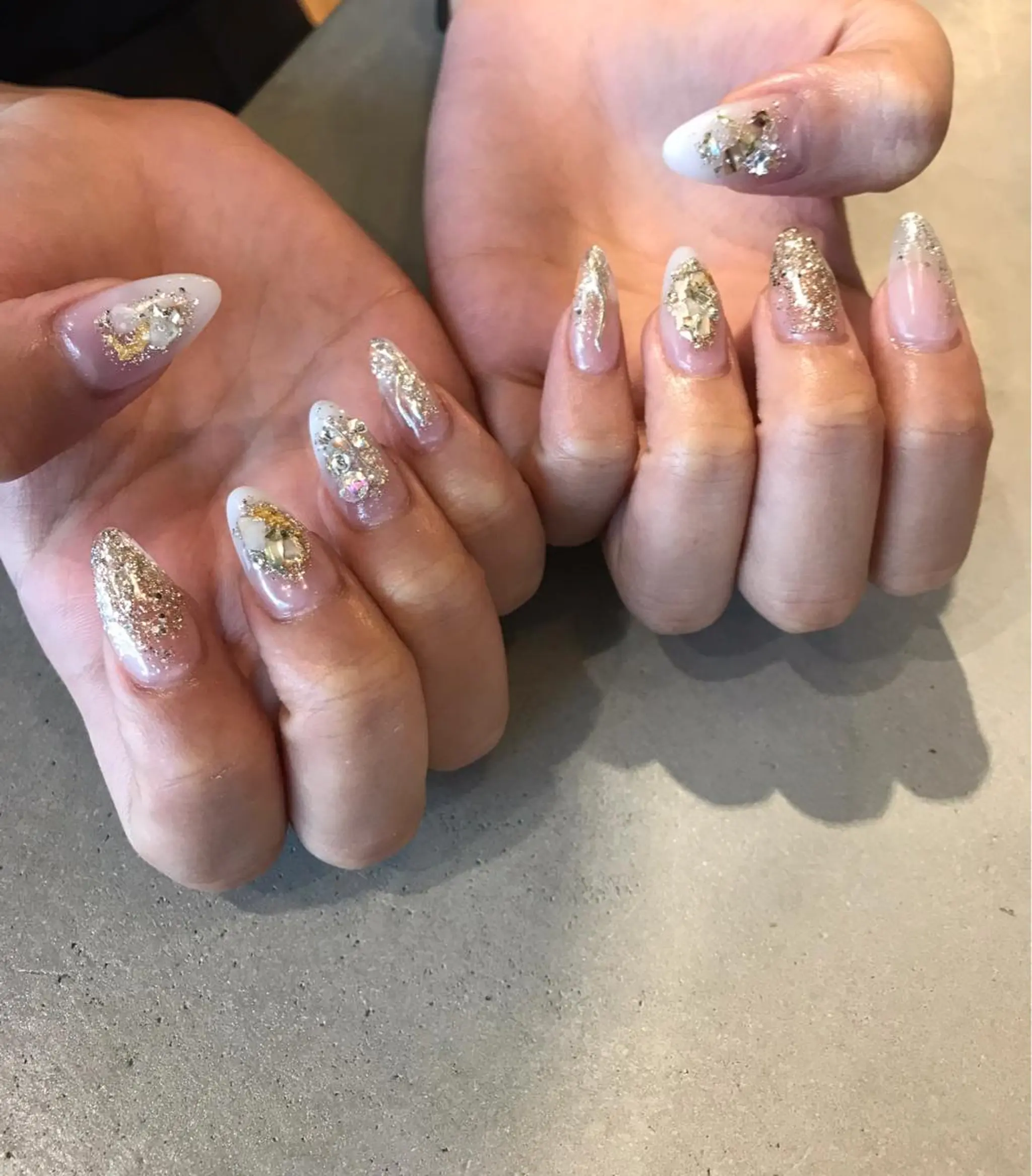 ネイル アートネイル ジェルネイル ミラーネイル 持ち込み スカルプネイル ハンドネイル Soeur ネイリストのネイルデザイン