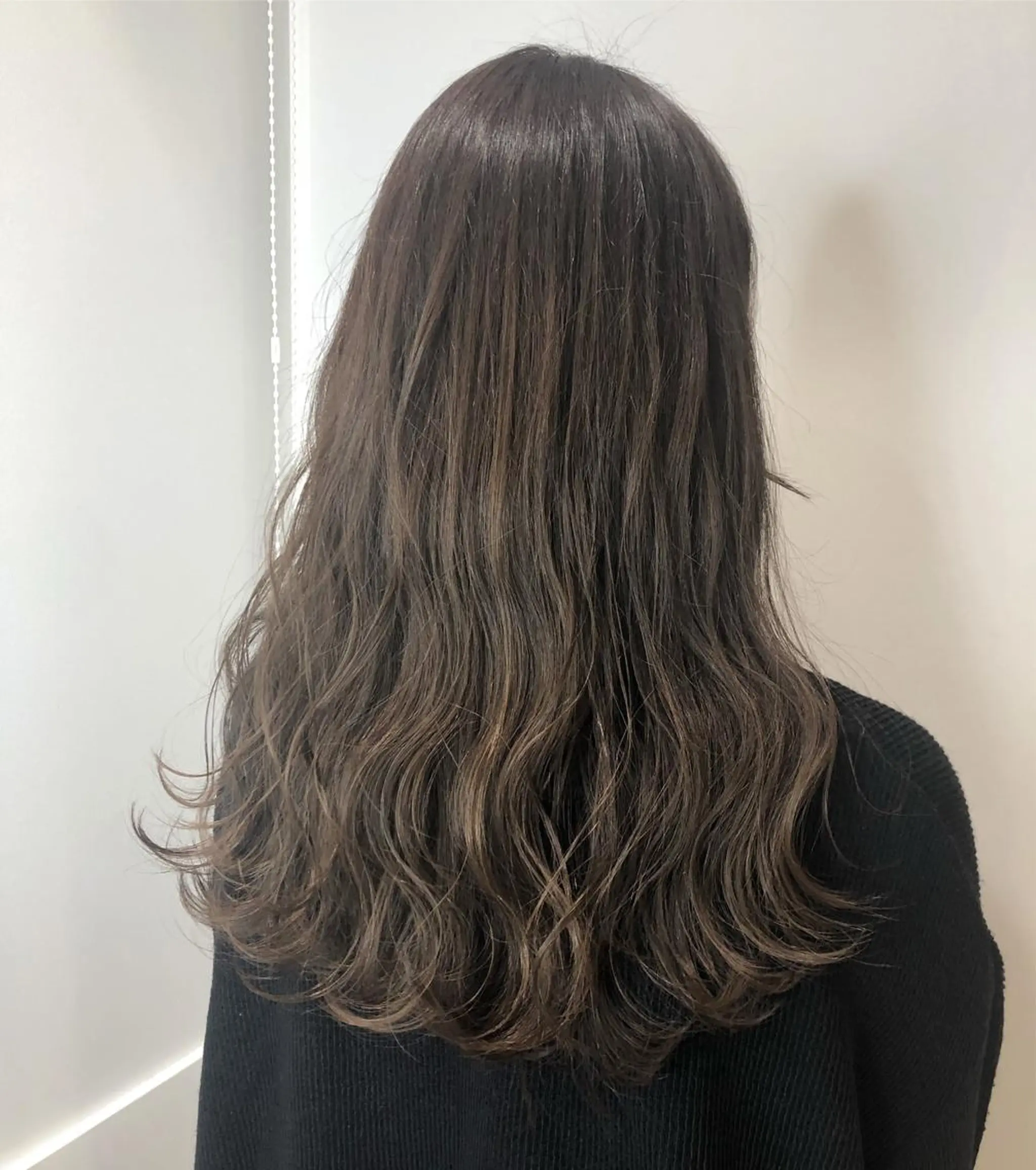 ロング カラー ブリーチ ダブルカラー イルミナカラー ブリーチなしカラー sano sayakaのヘアスタイル