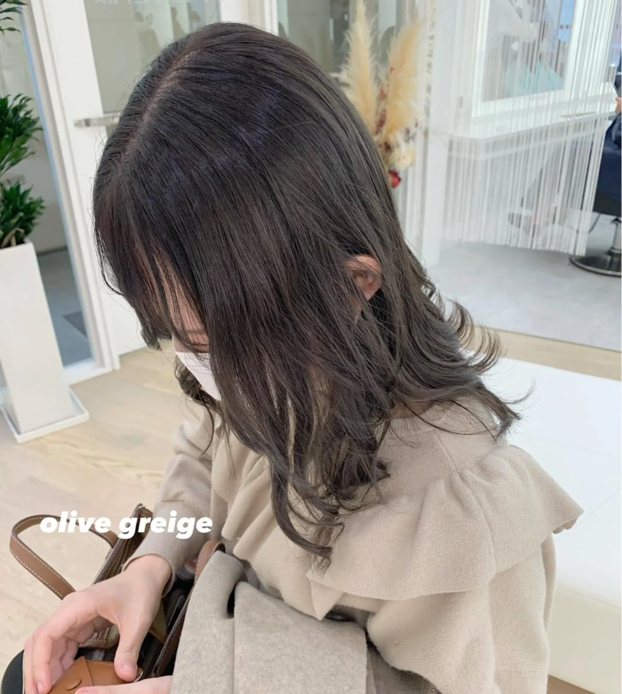 ミディアム カラー GOODDAY ヘアサロンのヘアスタイル