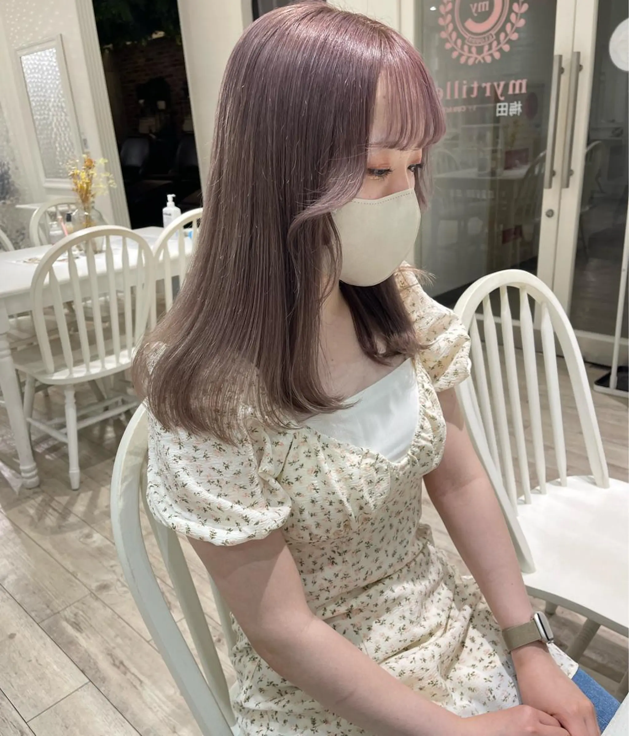 ロング カラー ベージュカラー ブリーチ ハイトーンカラー ラベンダーカラー ラベンダーベージュ 盛れる顔まわり✨🎀 モテカラー別所好葉のヘアスタイル