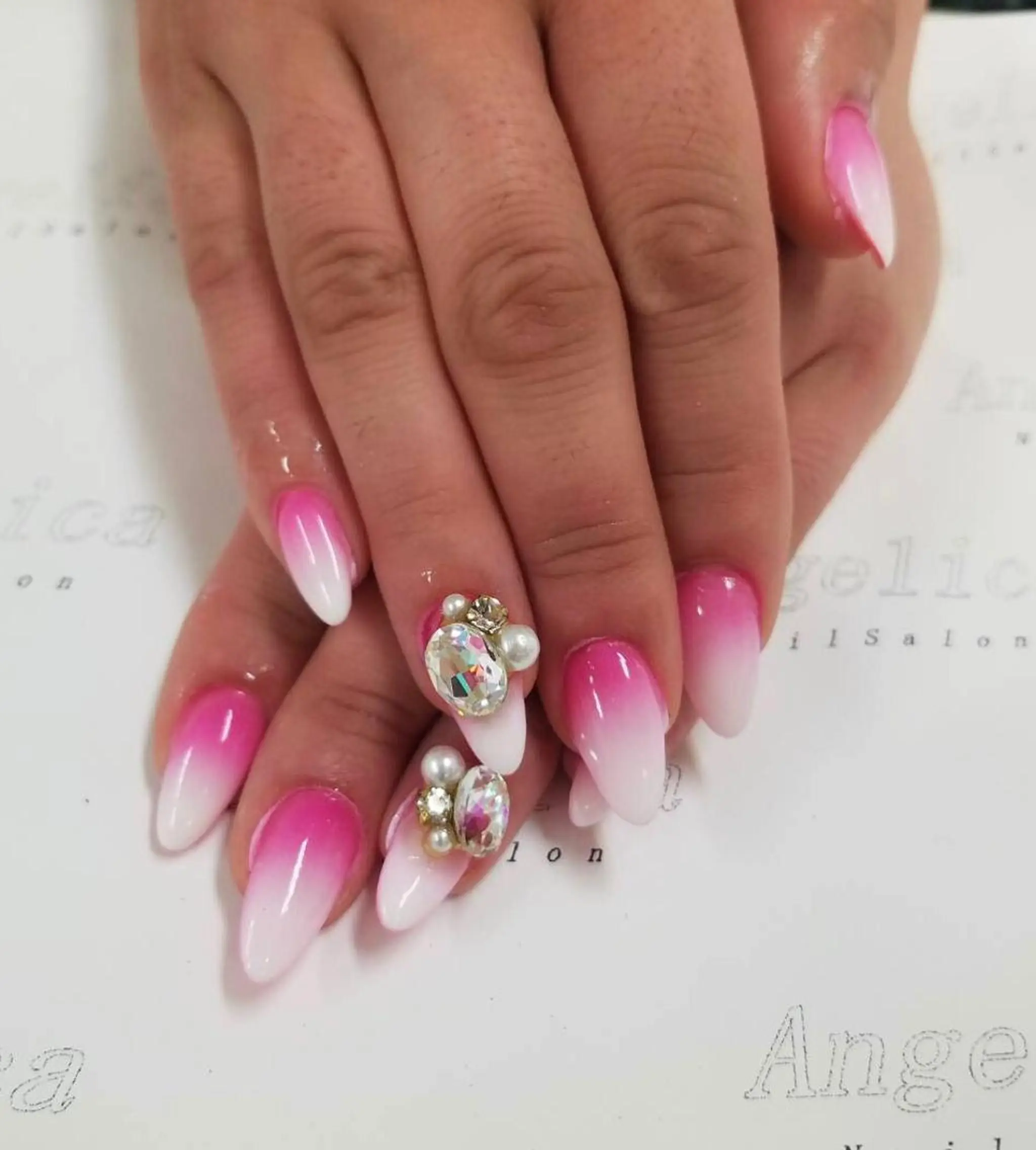 ネイル Angelica ネイリストのネイルデザイン