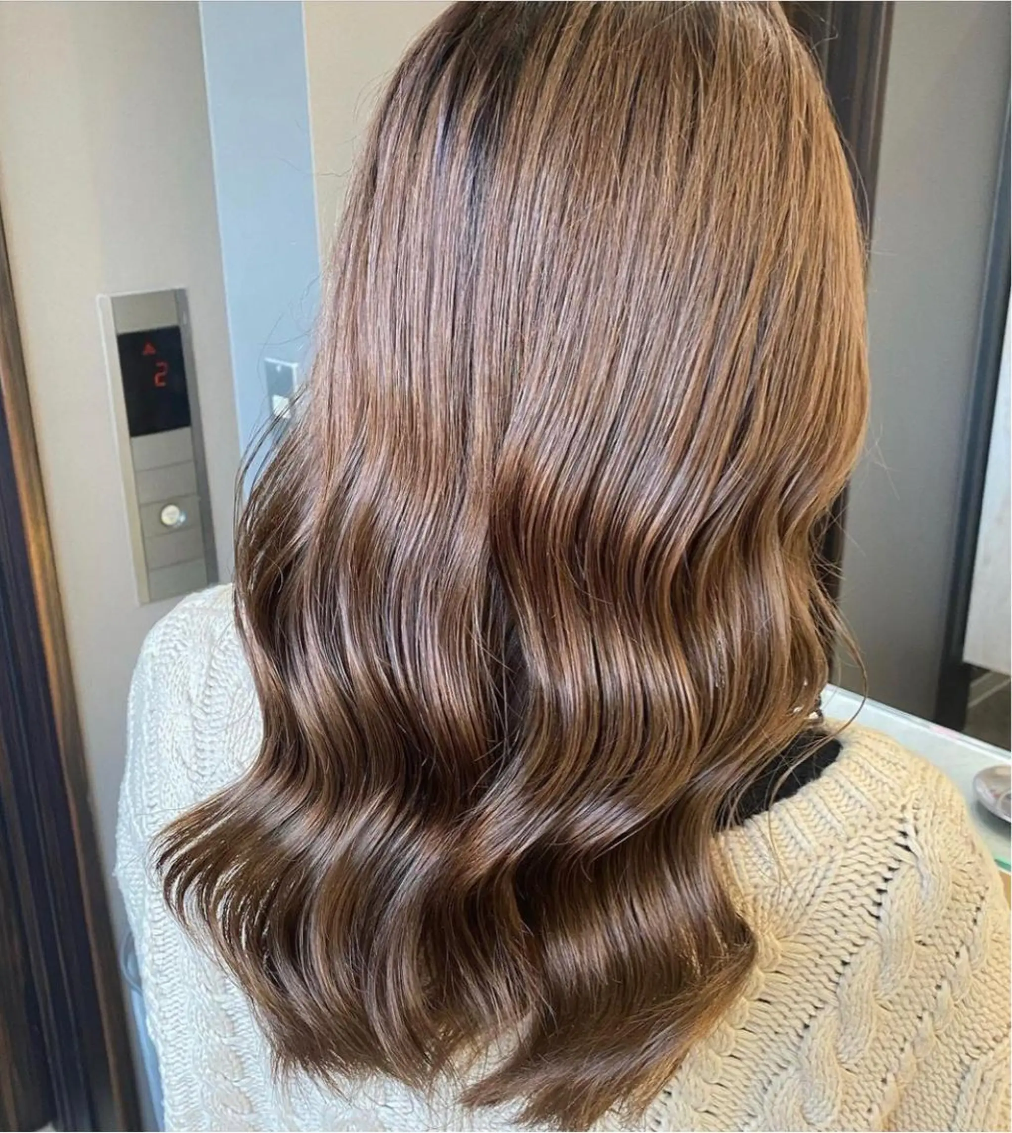 セミロング エギョモリ 顔周りカット 韓国風ヘア カット ヘアカラー トリートメント 🌟ショート/シ ョートボブ/岡田🌟のヘアスタイル