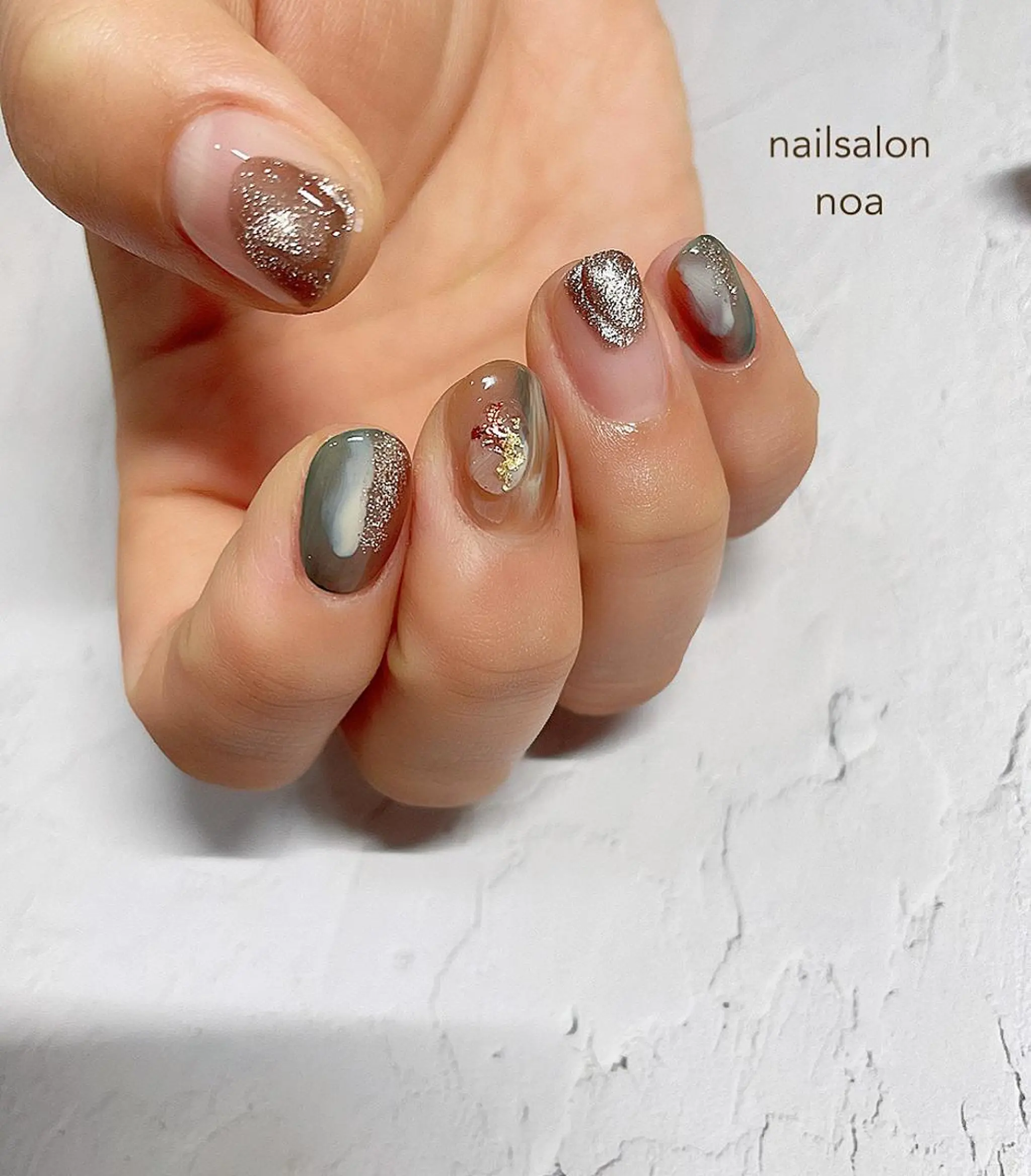 ネイル アートネイル オーロラネイル カジュアル ジェルネイル 氷ネイル・うるうるネイル nailsalon noa所属・ショートネイル専門店 sakiのネイルデザイン