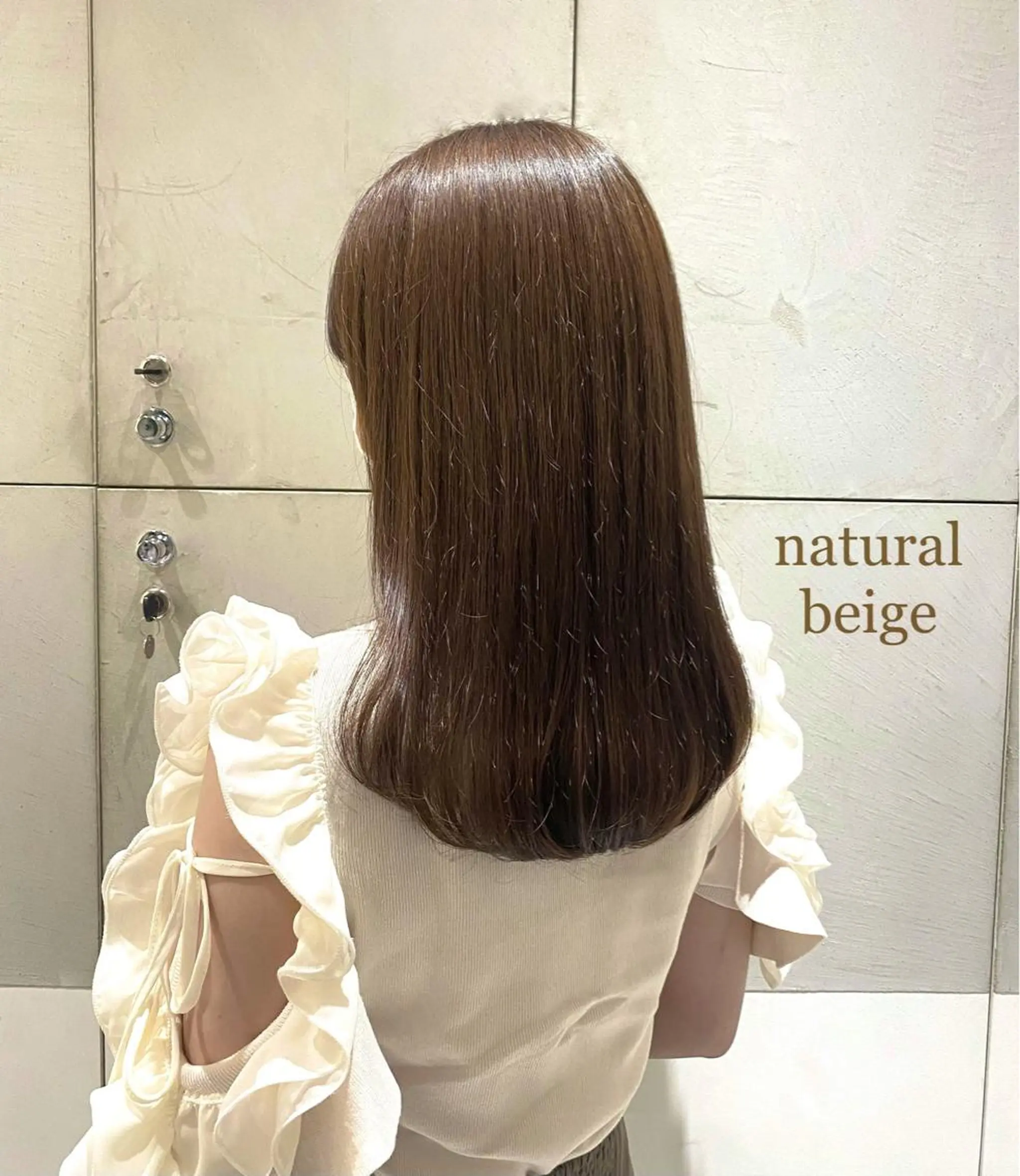 ロング カラー ベージュカラー ヘアカラー 艶感/ナチュラル 🩵amiのヘアスタイル