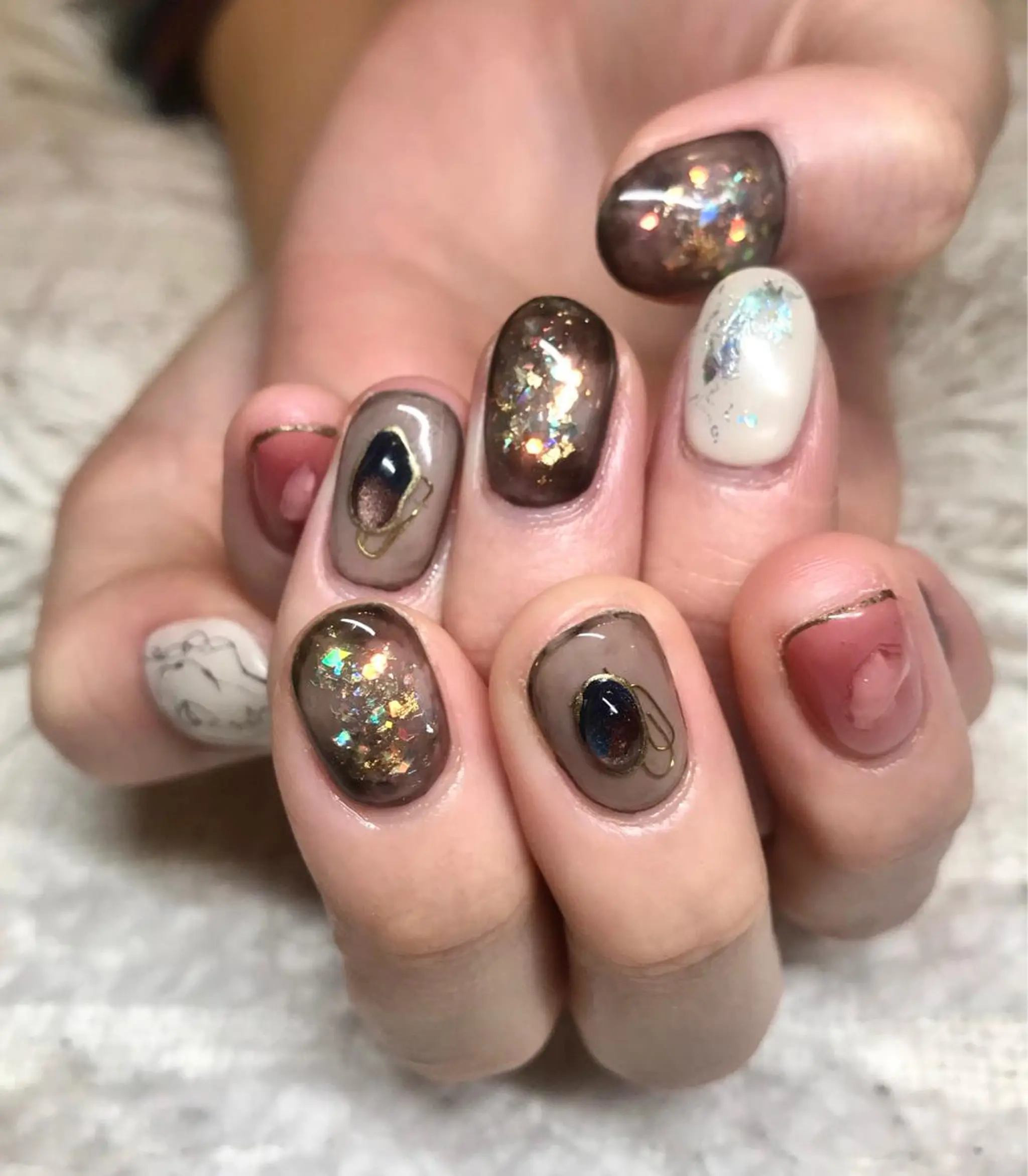 ショート カラー パーマ ヘアアレンジ ネイル マツエク・マツパ 黒髪 ハンドネイル ハンドケア nail&eye Aoのマツエク・マツパデザイン