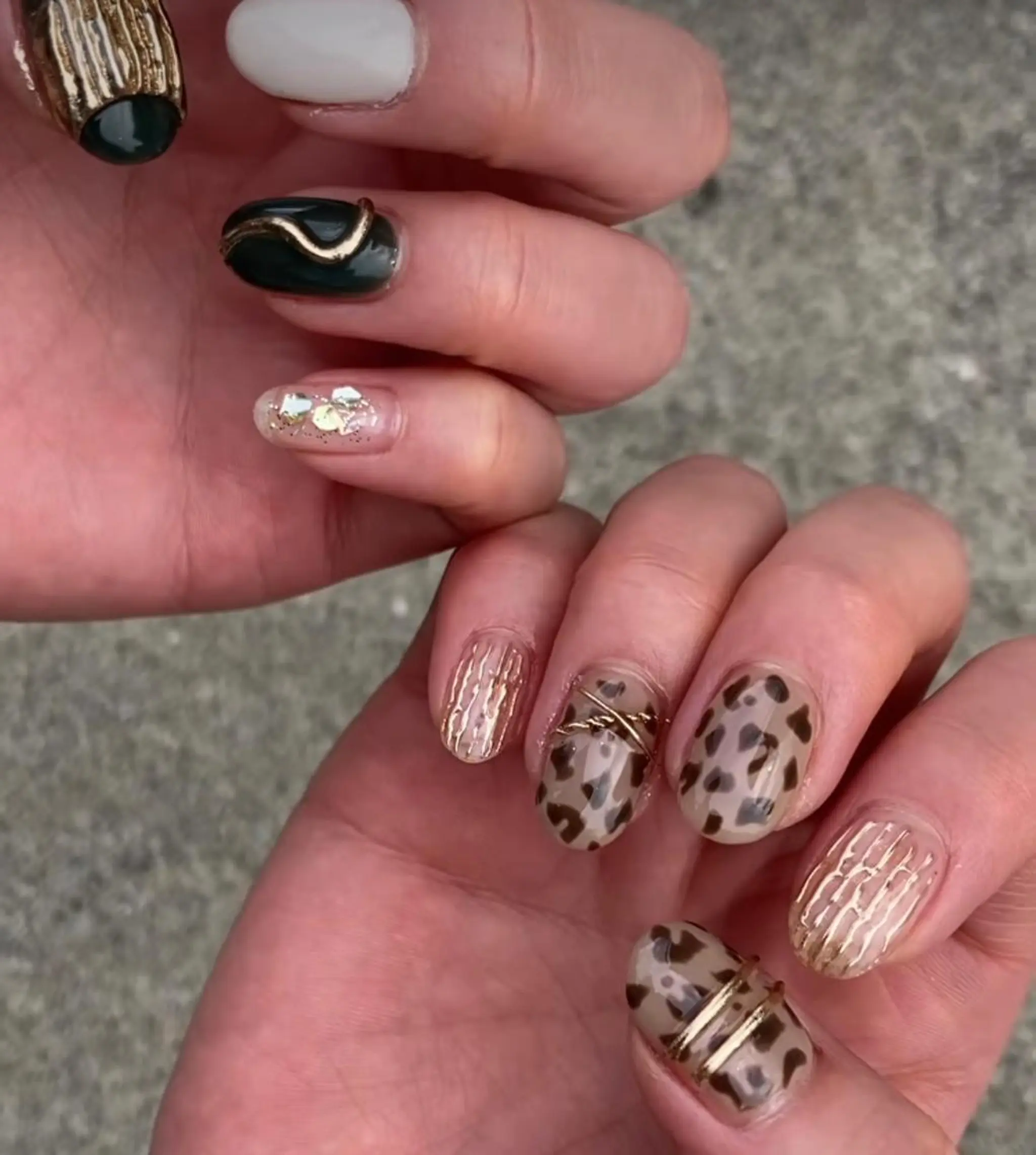 ネイル アートネイル ハンドネイル 𝐴𝑁𝑈𝐸 トラブル爪育成専門のネイルデザイン