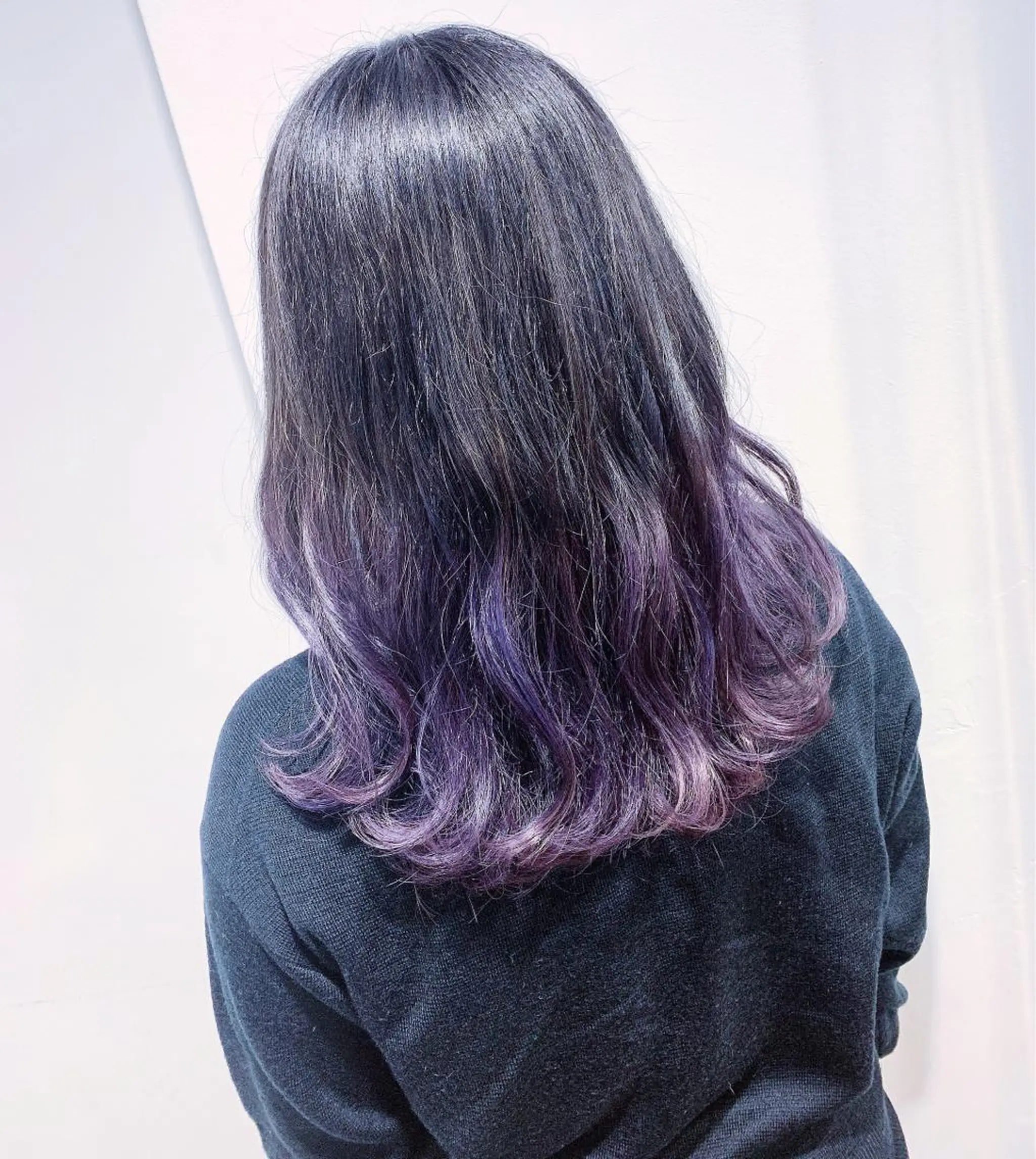 セミロング カラー ヘアカラー トリートメント SALOWIN 札幌大通り店所属・🏆ウルフ/レイヤー 指名No.1山口圭佑のヘアスタイル