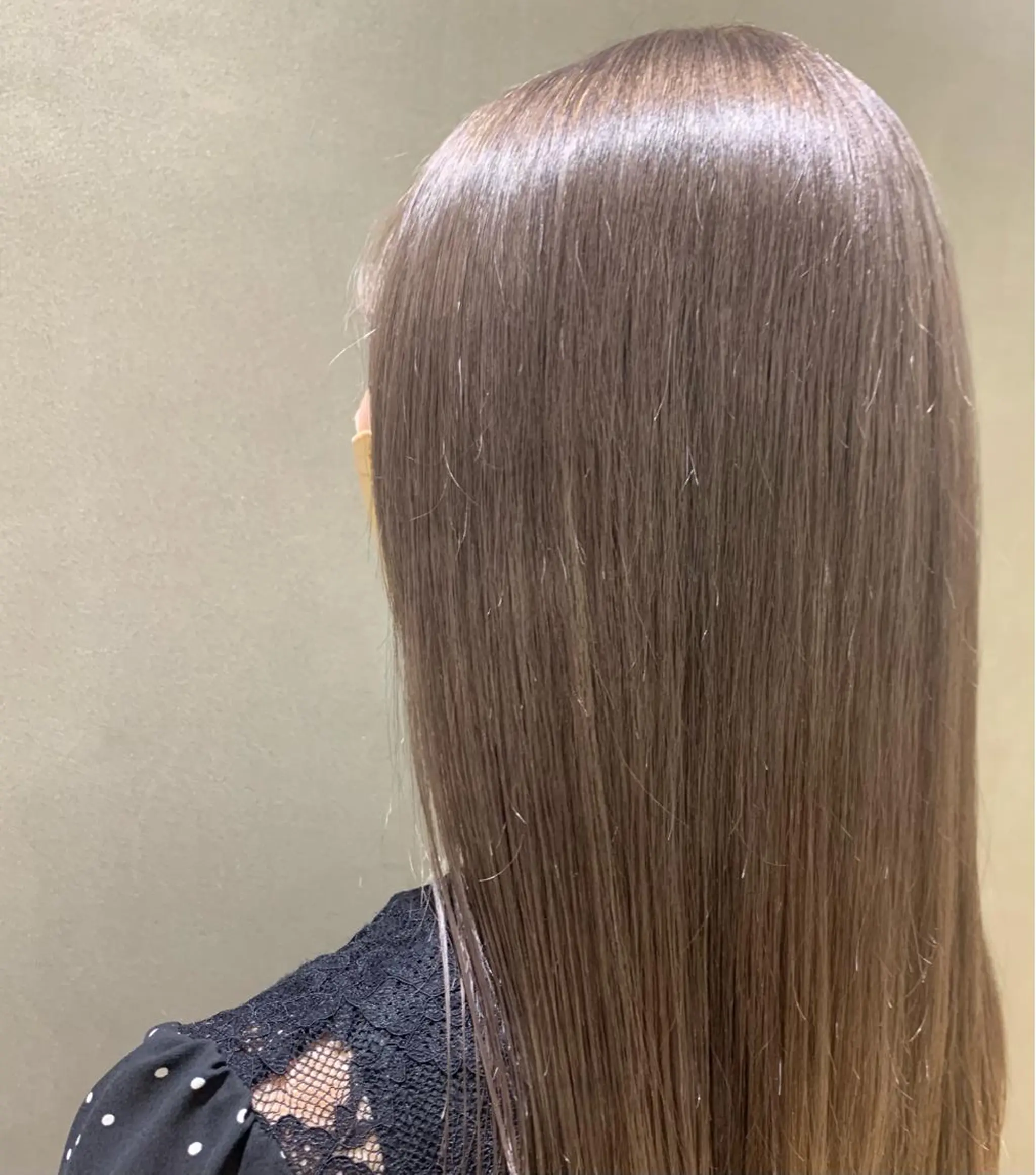 ロング ヘアカラー 庄司 沙羅のヘアスタイル