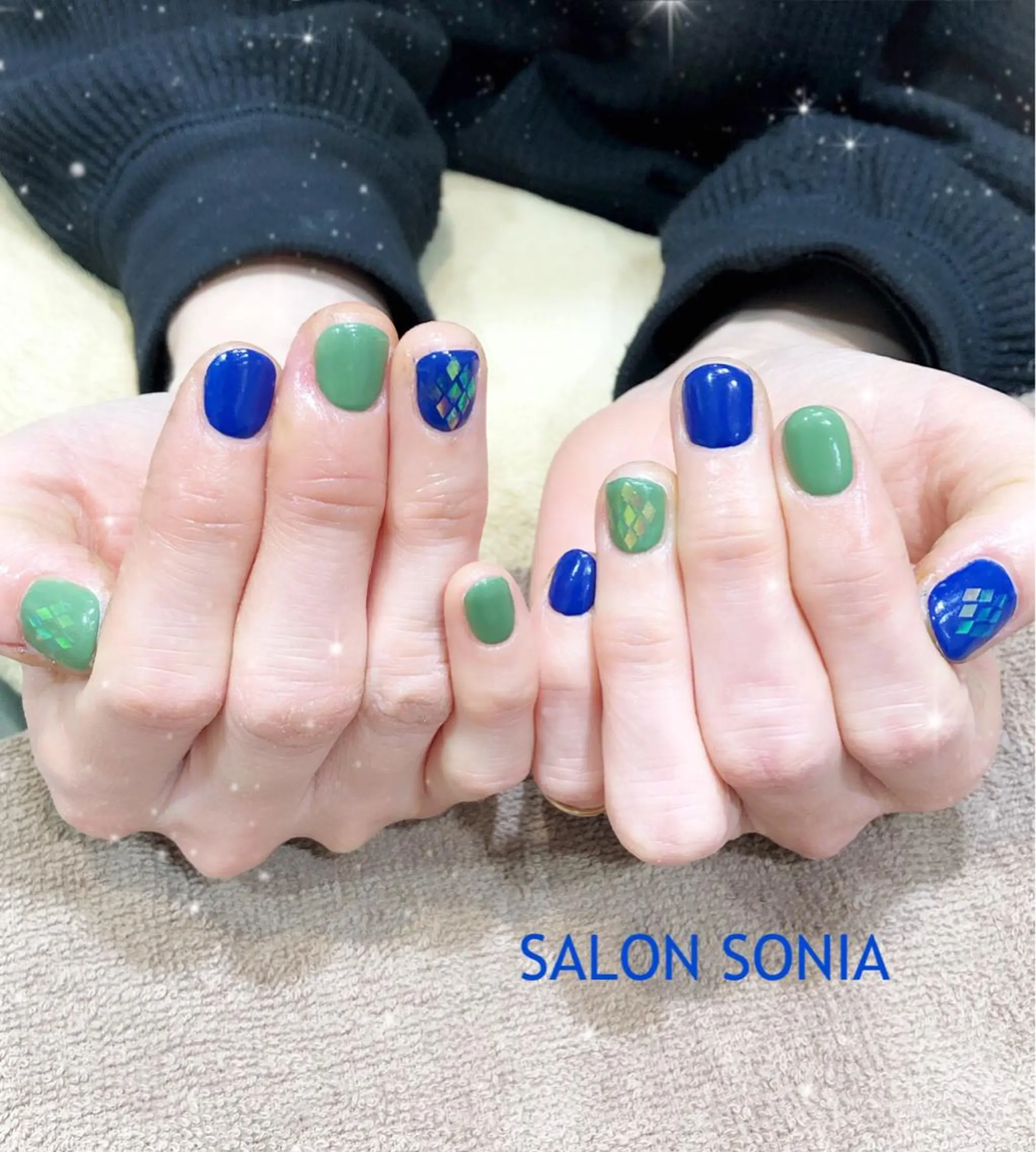 ネイル 小顔・毛穴・たるみ ネイル　似内真樹のエステ・リラクイメージ