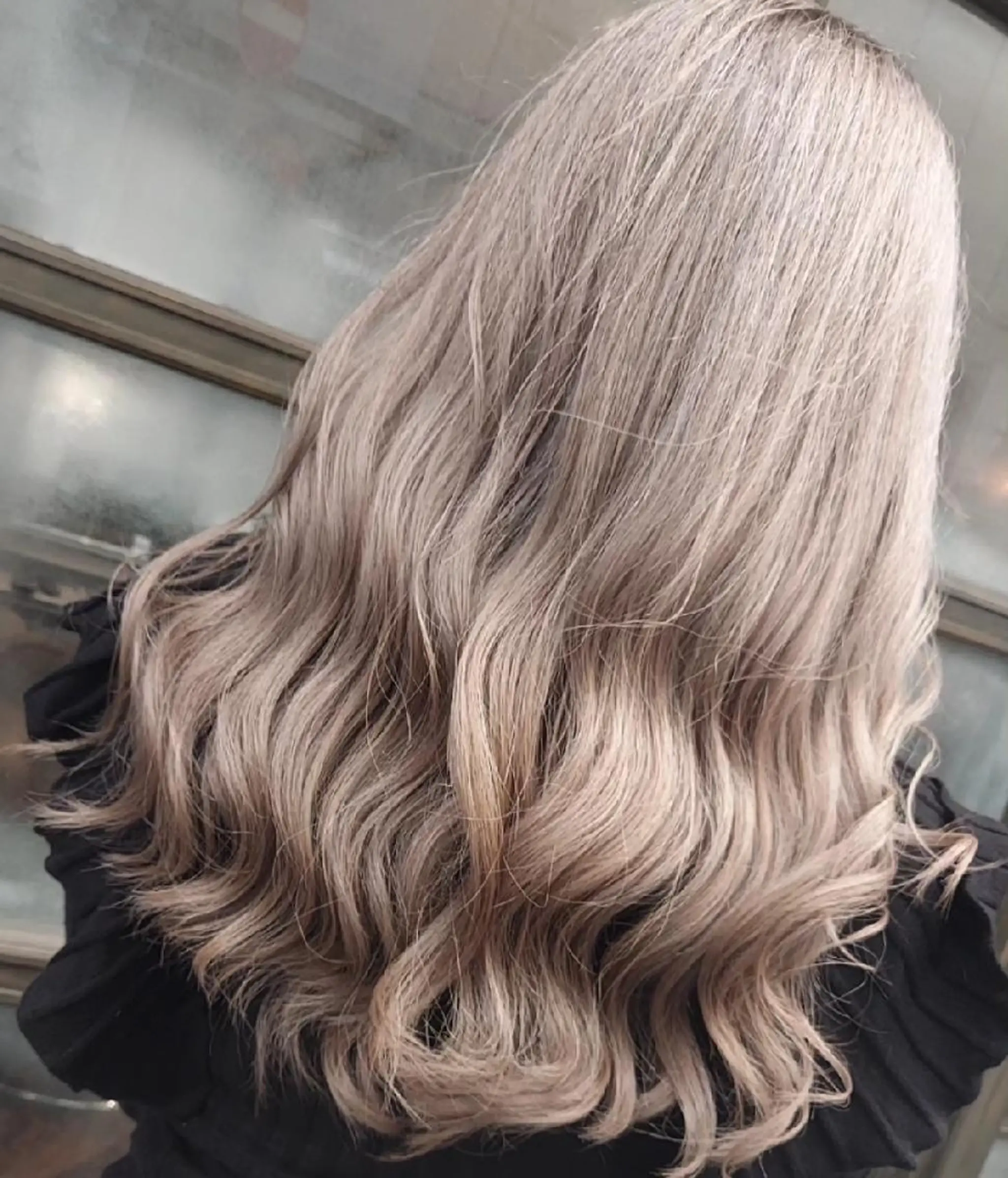 ロング カラー ダブルカラー ヘアカラー トリートメント grow上野御徒町【グロウ】所属・ブリーチ・ハイトーン 特化🎉内山のヘアスタイル