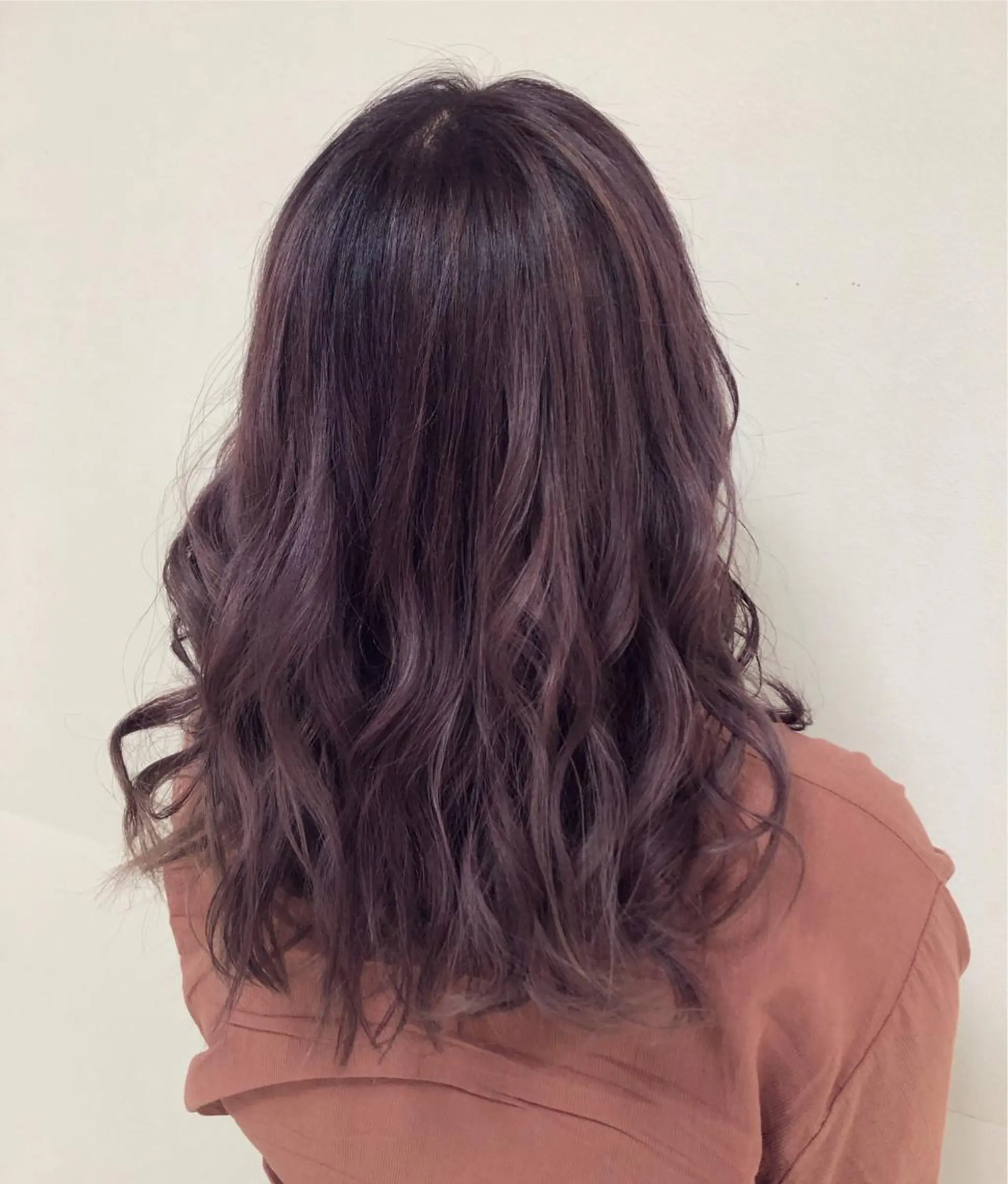 セミロング カラー ヘアアレンジ アッシュ ブリーチ ラベンダーカラー ラベンダーアッシュ 似合わせカット enurk店 🍋 丸谷みく♥のその他イメージ