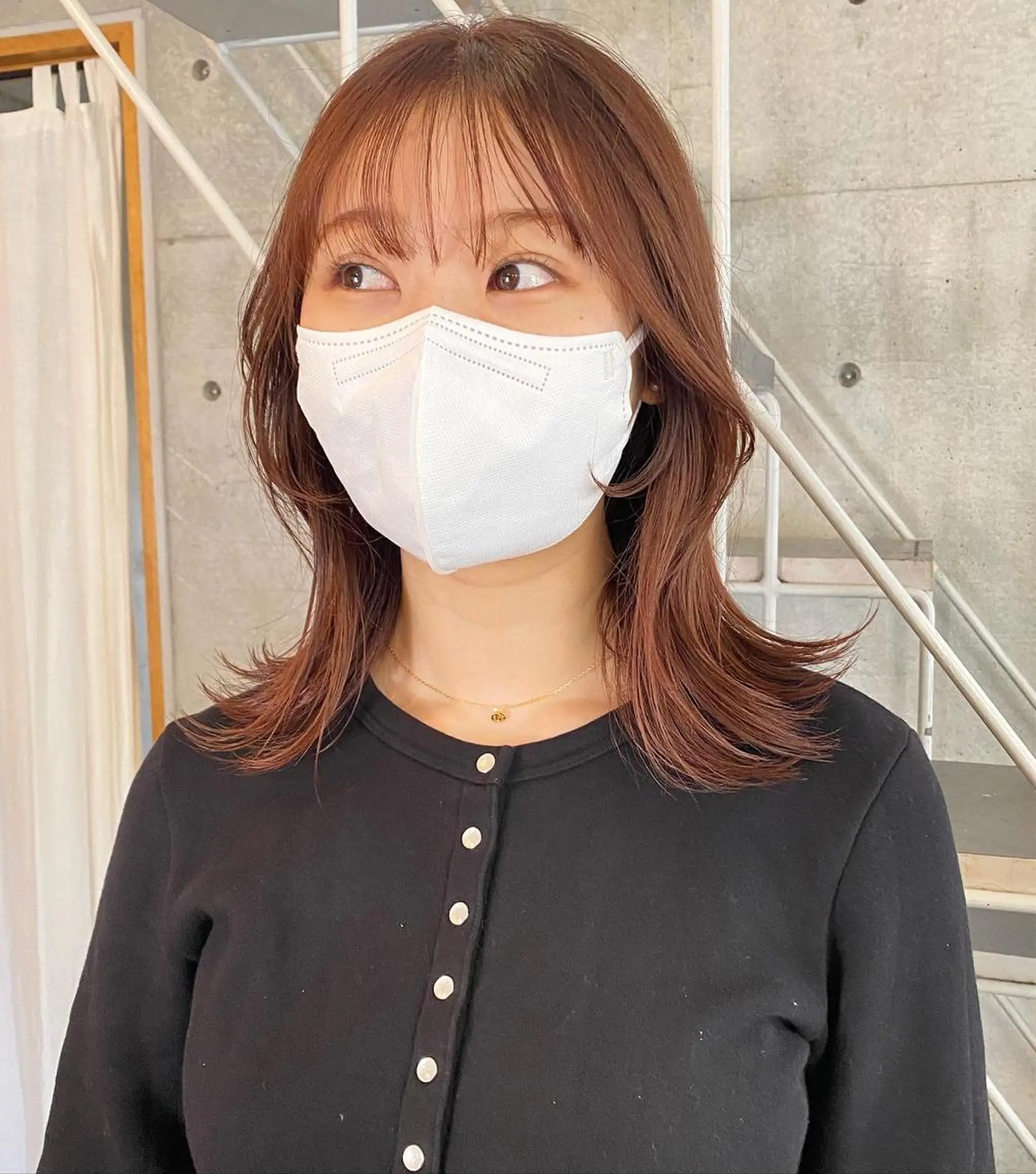 ミディアム カラー パーマ ヘアアレンジ メンズ キッズ ネイル マツエク・マツパ アイブロウ 顔周りカット モリモト サナのヘアスタイル