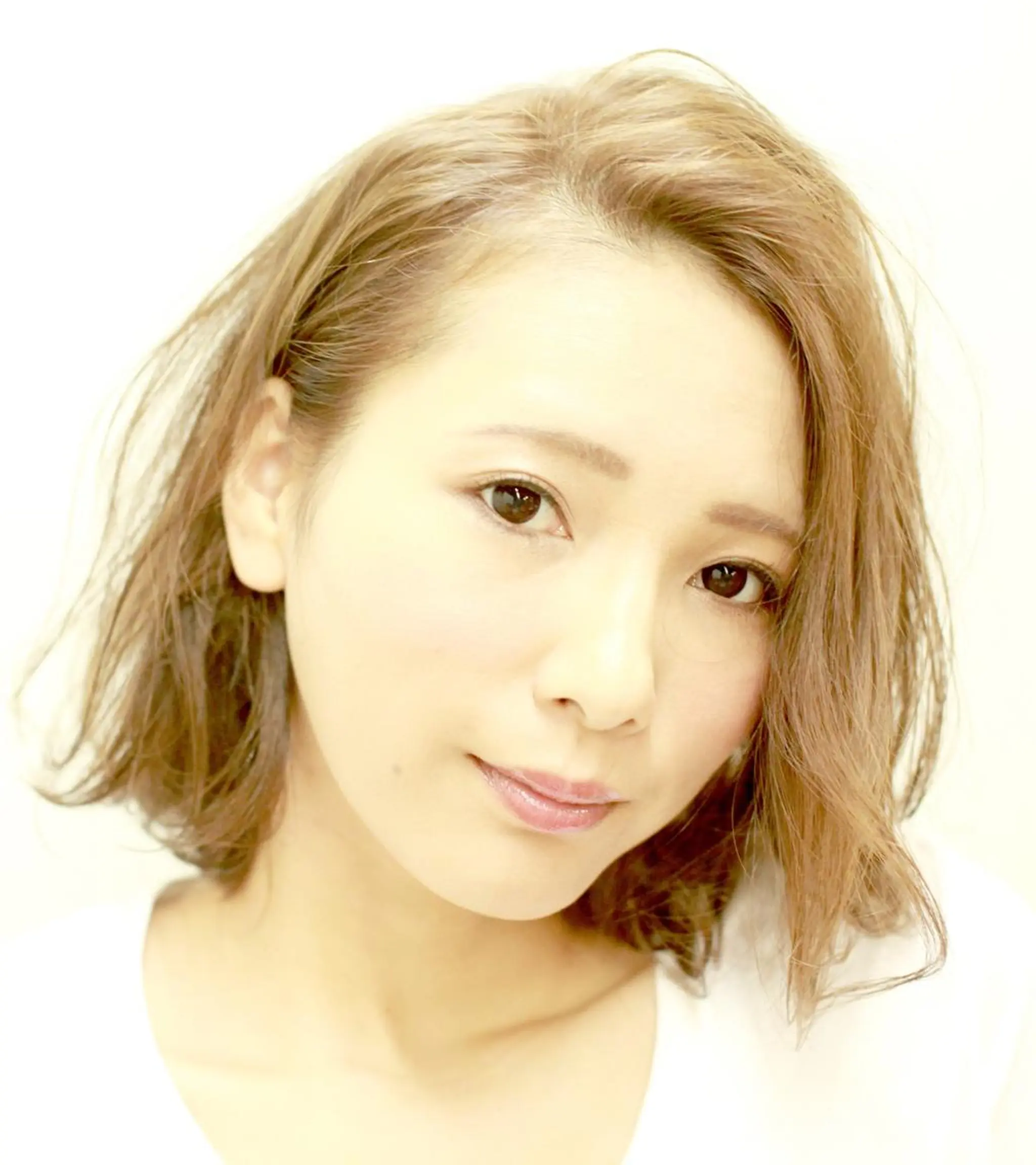 ショート カラー パーマ ヘアデザインシュシュ所属・斉藤 三千夫のヘアスタイル