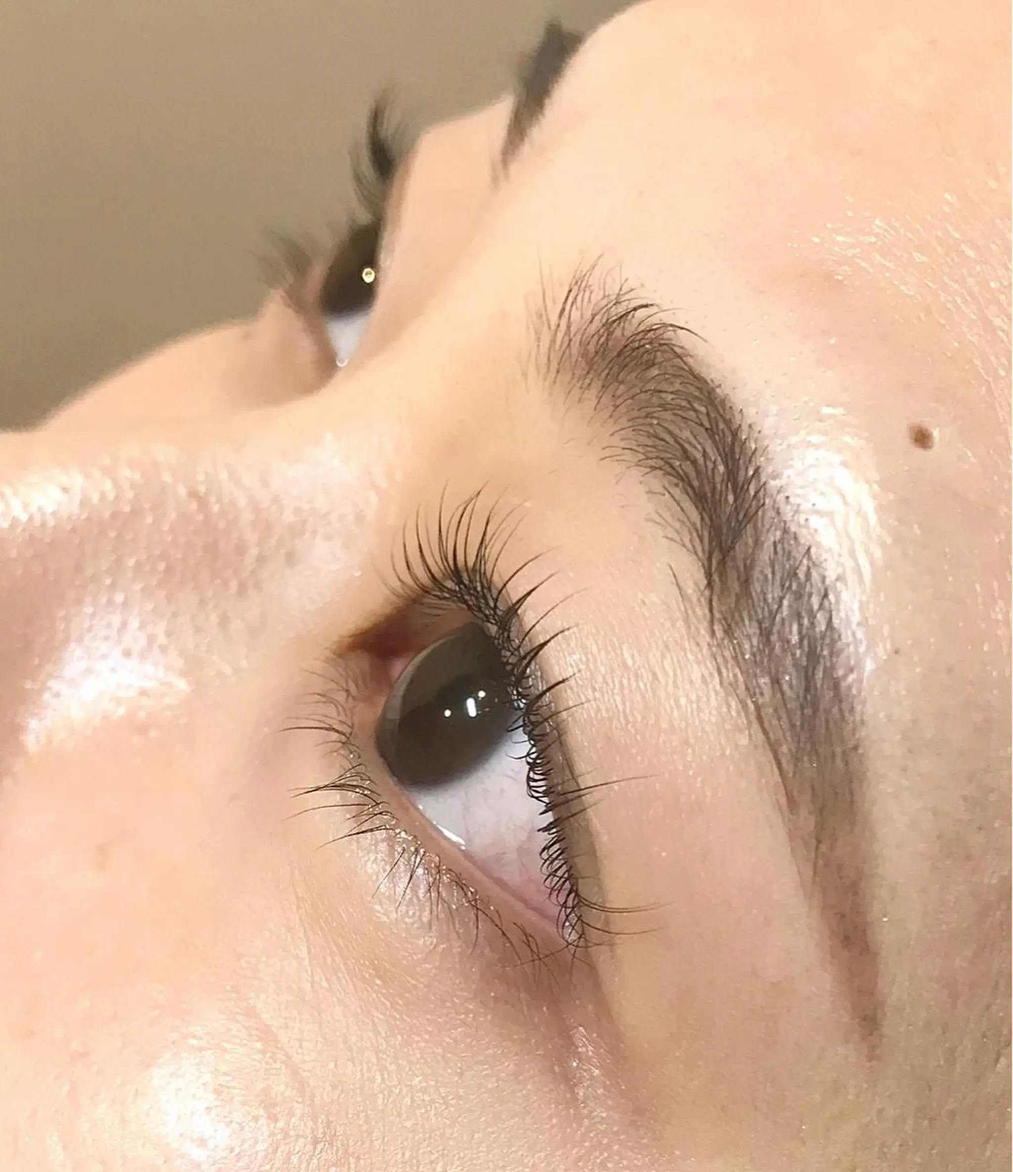 マツエク・マツパ miel大宮店所属・矢部 奈々の眉毛・アイブロウイメージ