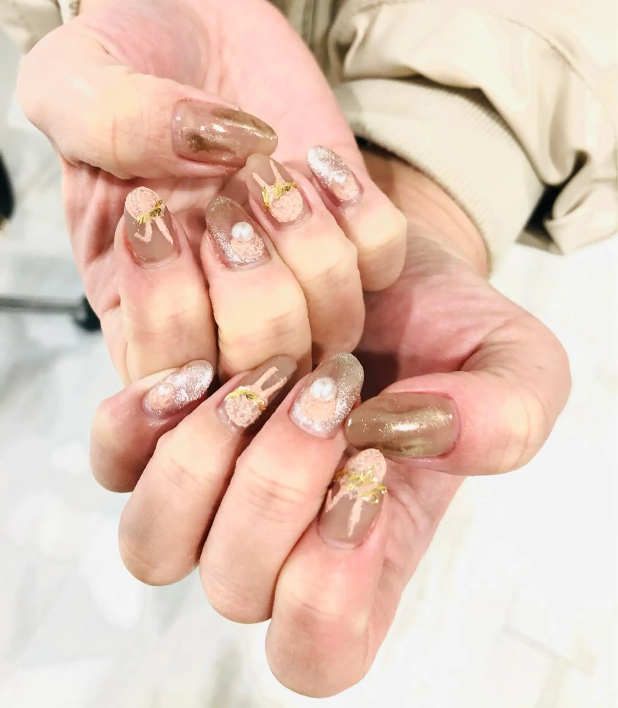 ネイル フラッシュネイル フレンチネイル ラメ(グリッター) ラメグラデーション マグネットネイル Ｈ3（エイチスリー）所属・H3 hitoのネイルデザイン