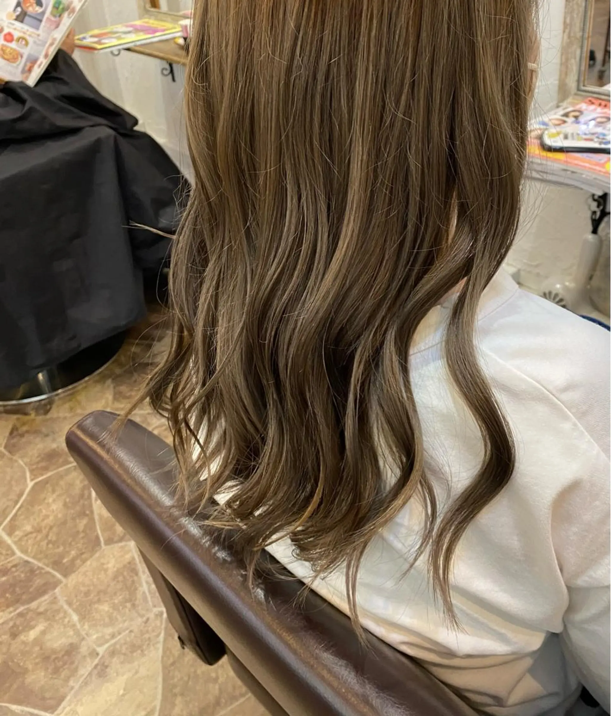 ロング ヘアカラー トリートメント 大江 珠実のヘアスタイル